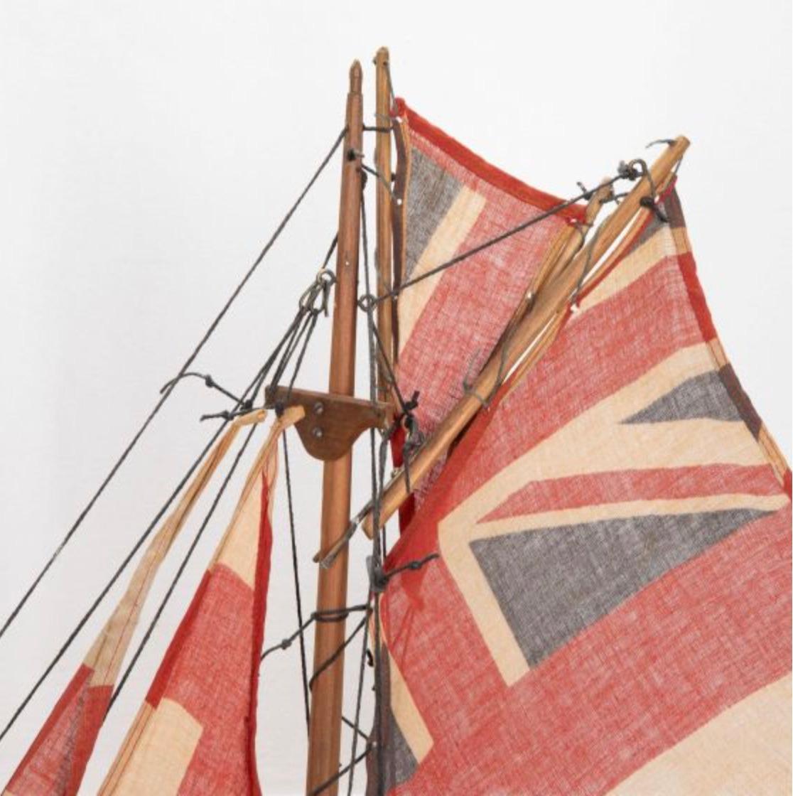 20th Century English Pond Yacht 4