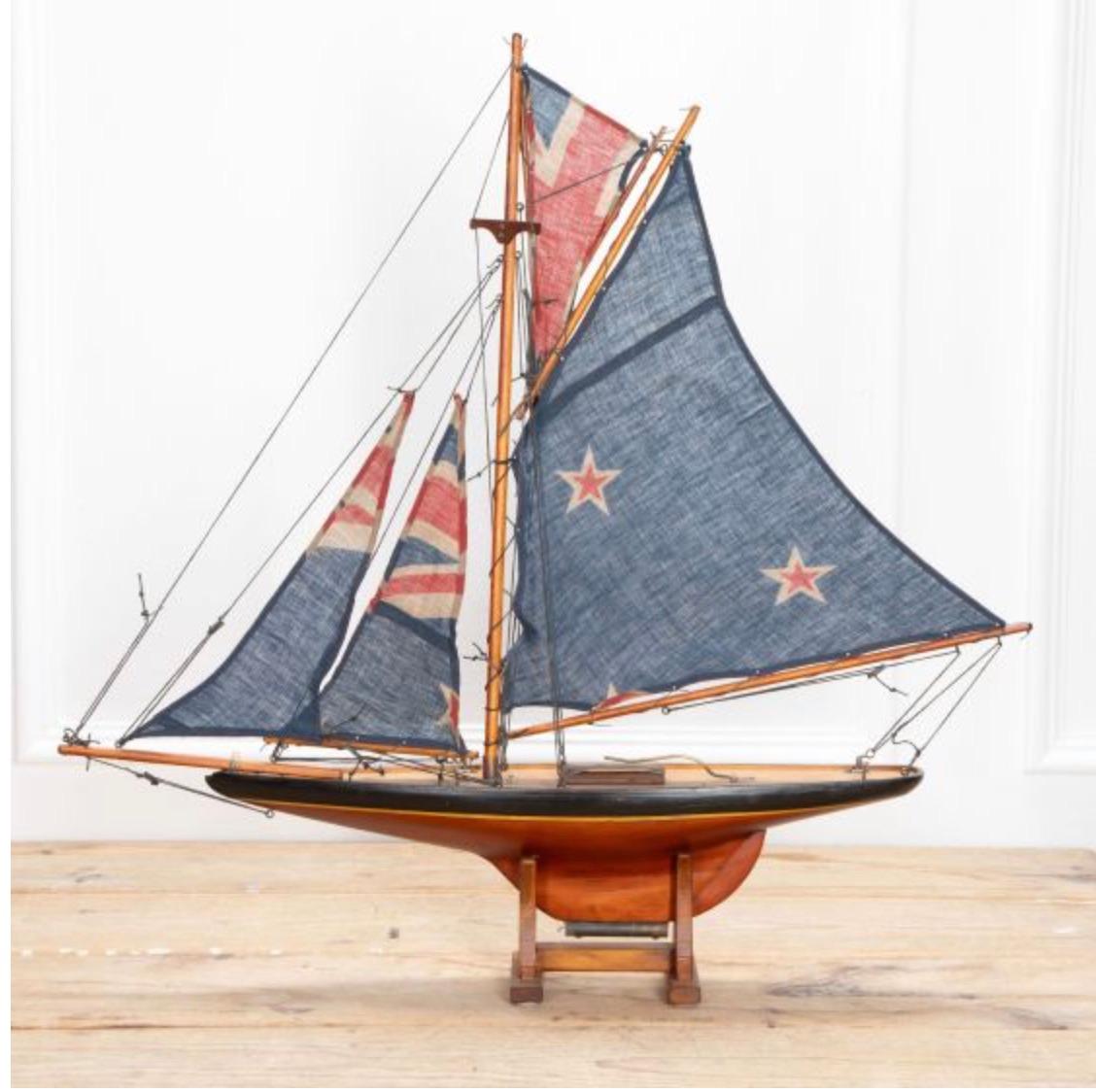 20th Century English Pond Yacht 4