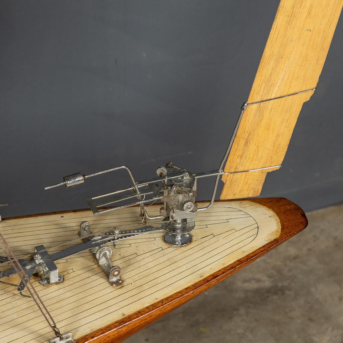 20th Century English Racing Wood Pond Yacht, c.1960 For Sale 8