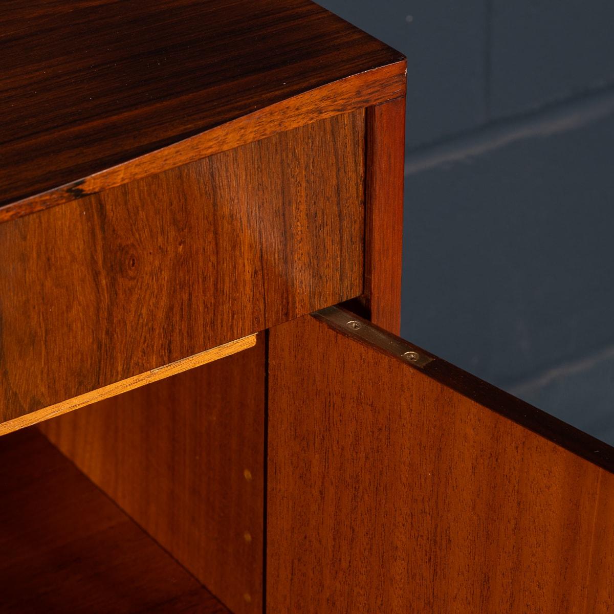 Credenza in palissandro inglese del XX secolo di Gordon Russell c.C. in vendita 11