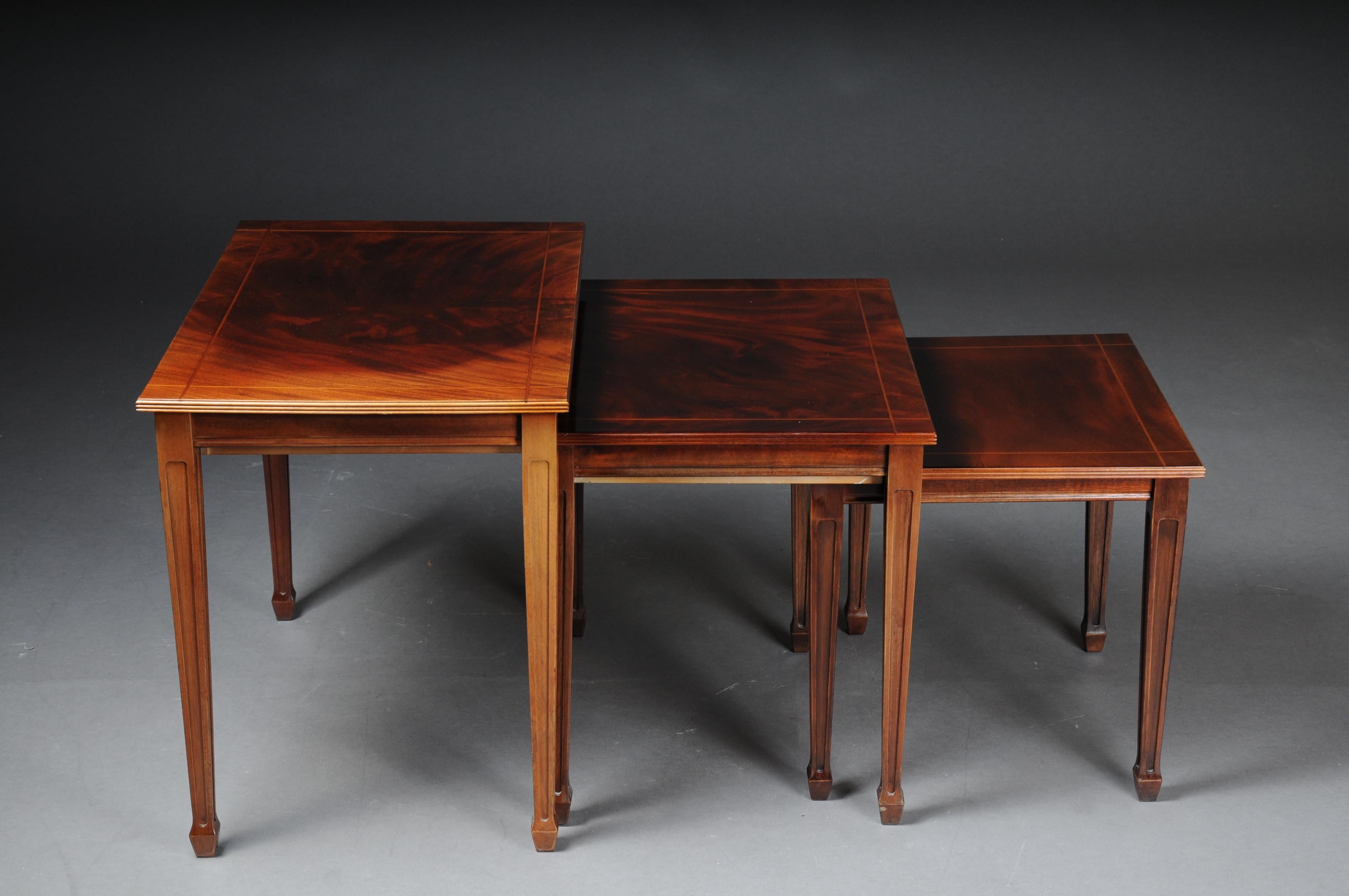 Wood 20th Century English Set of 3 Side Tables, Mahogany