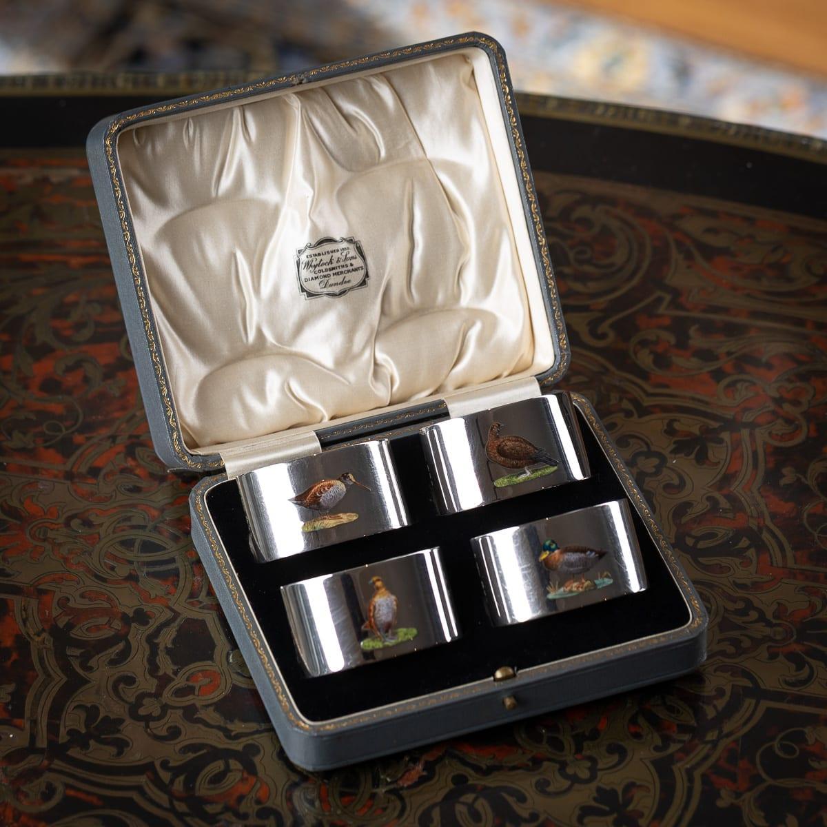 Other 20th Century English Solid Silver Cased Set Of Four Napkin Rings, Chester c.1928 For Sale