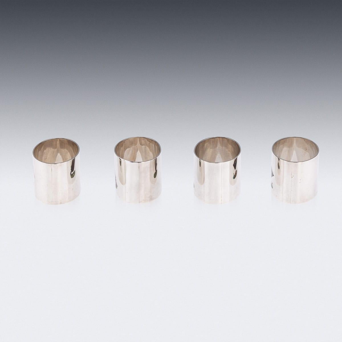 20th Century English Solid Silver Cased Set Of Four Napkin Rings, Chester c.1928 For Sale 1