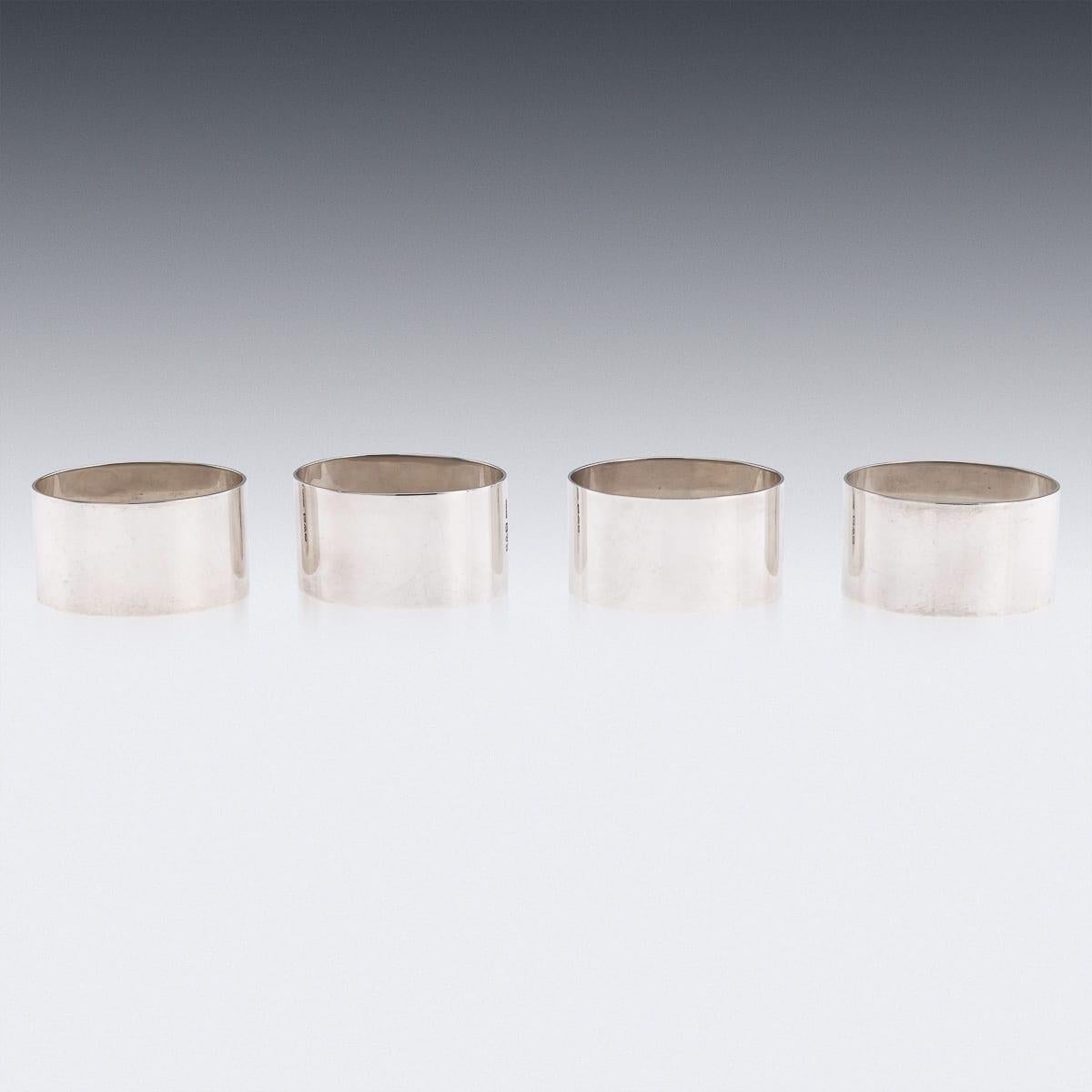 20th Century English Solid Silver Cased Set Of Four Napkin Rings, Chester c.1928 For Sale 2