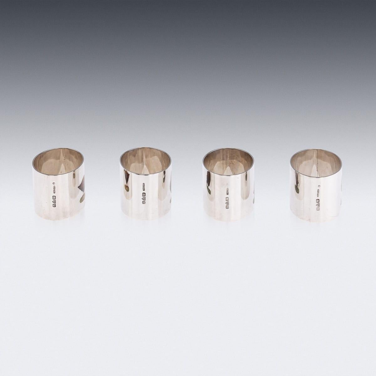 20th Century English Solid Silver Cased Set Of Four Napkin Rings, Chester c.1928 For Sale 3