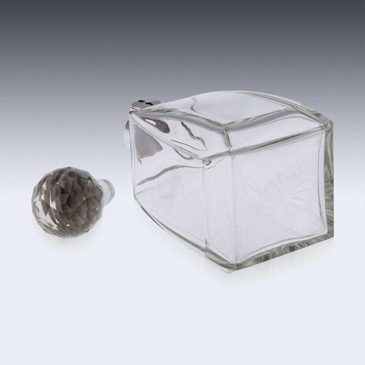 Englische Spirituosenkaraffe aus massivem Silber und Glas, 20. Jahrhundert, Mappin & Webb, ca. 1929 im Angebot 3