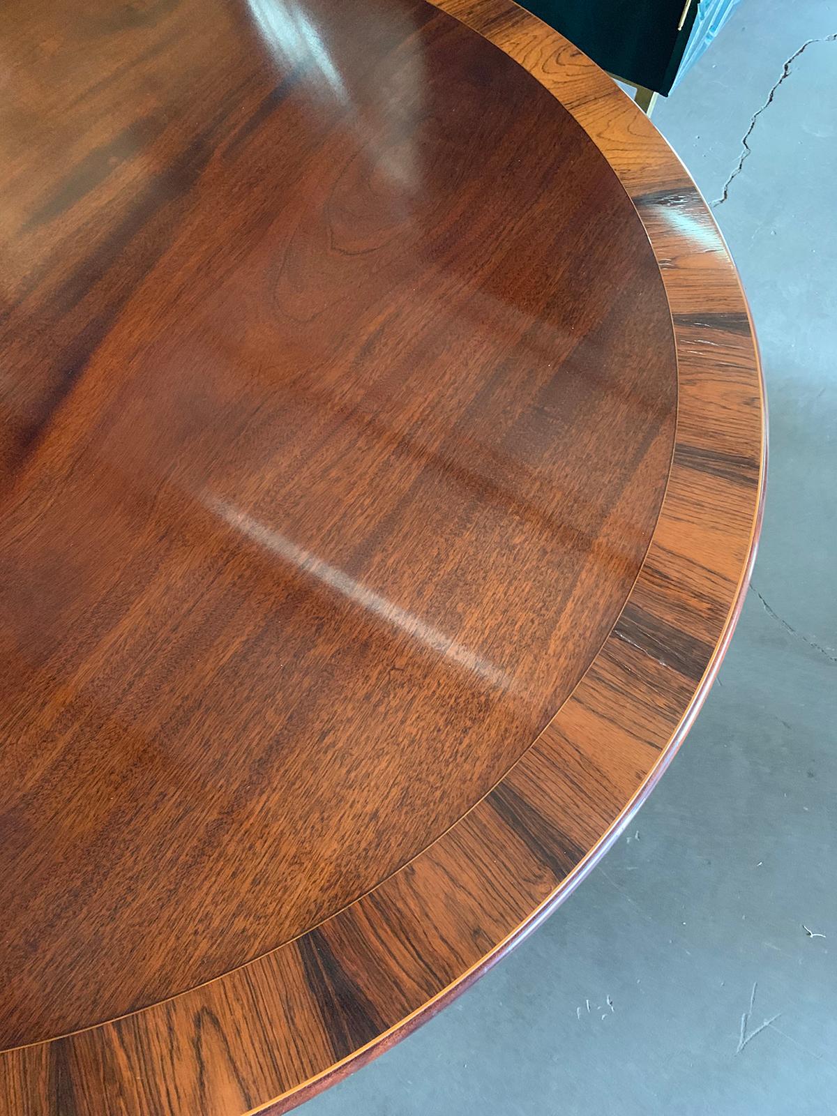 20th Century English Tilt-Top Round Pedestal Dining Table 3