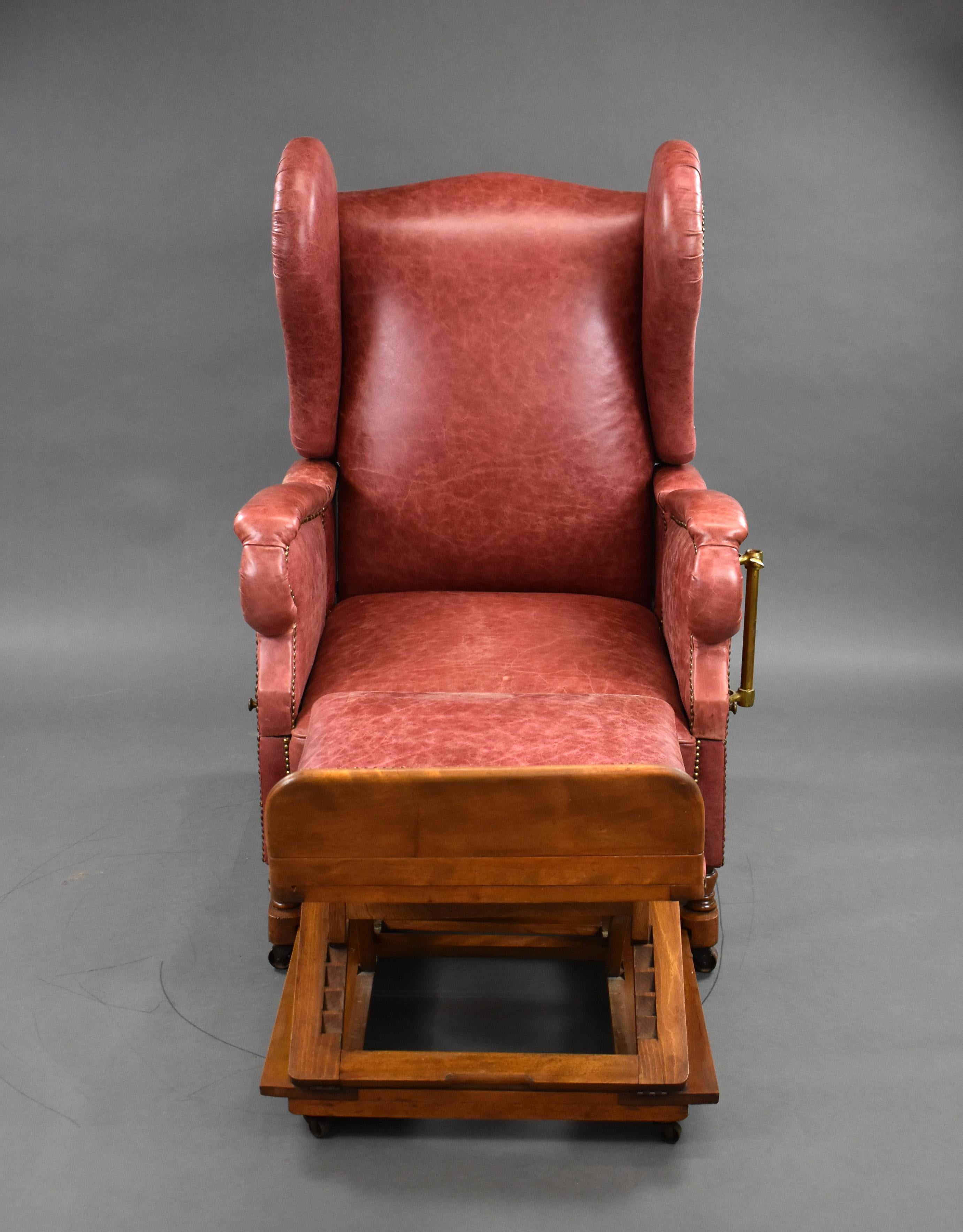 20th Century English Victorian Reclining Leather Chair 10