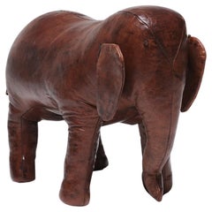 Tabouret éléphant anglais vintage du 20ème siècle en cuir par Dimitri Omersa