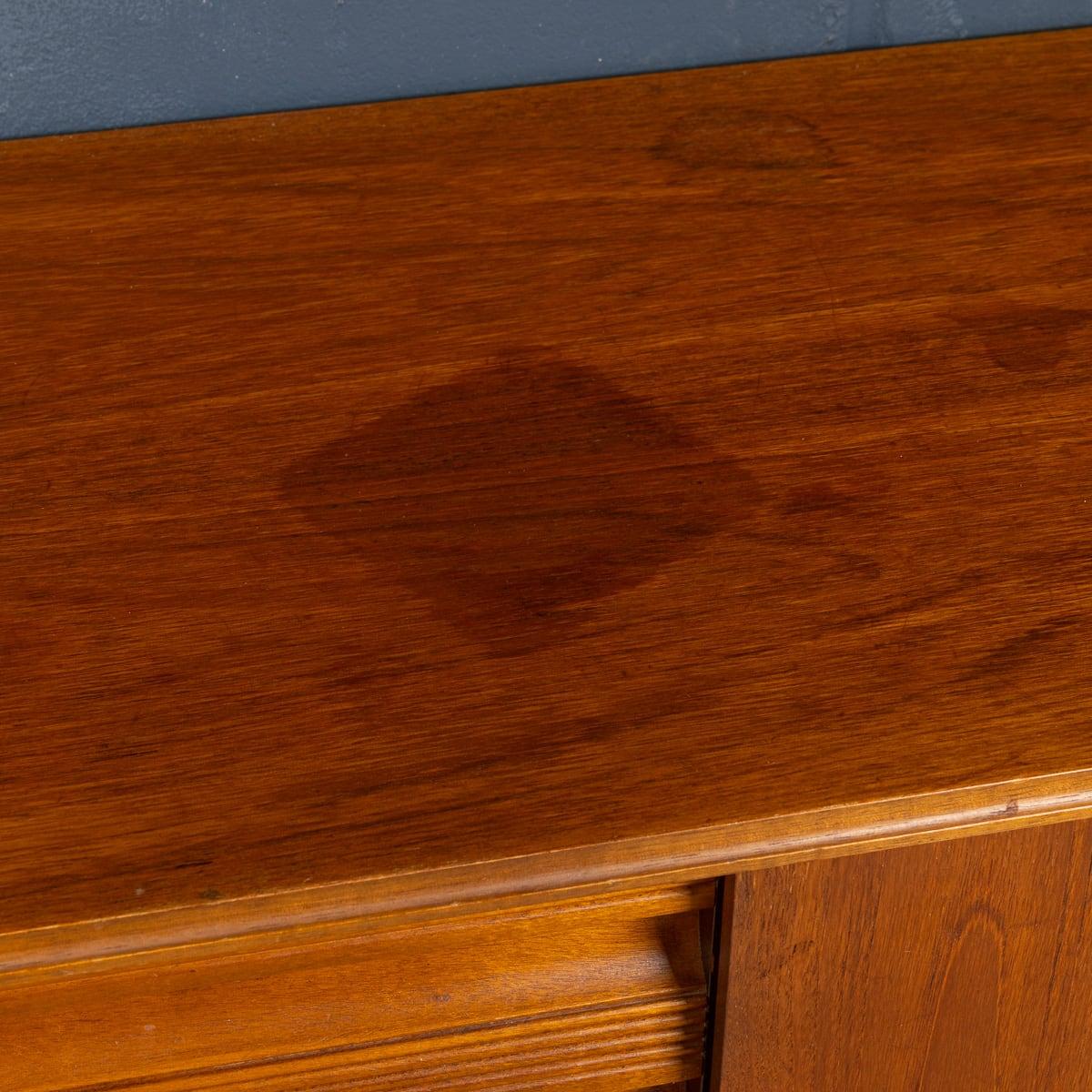 20th Century English Walnut Sideboard By Elliots Of Newbury c.1960 6