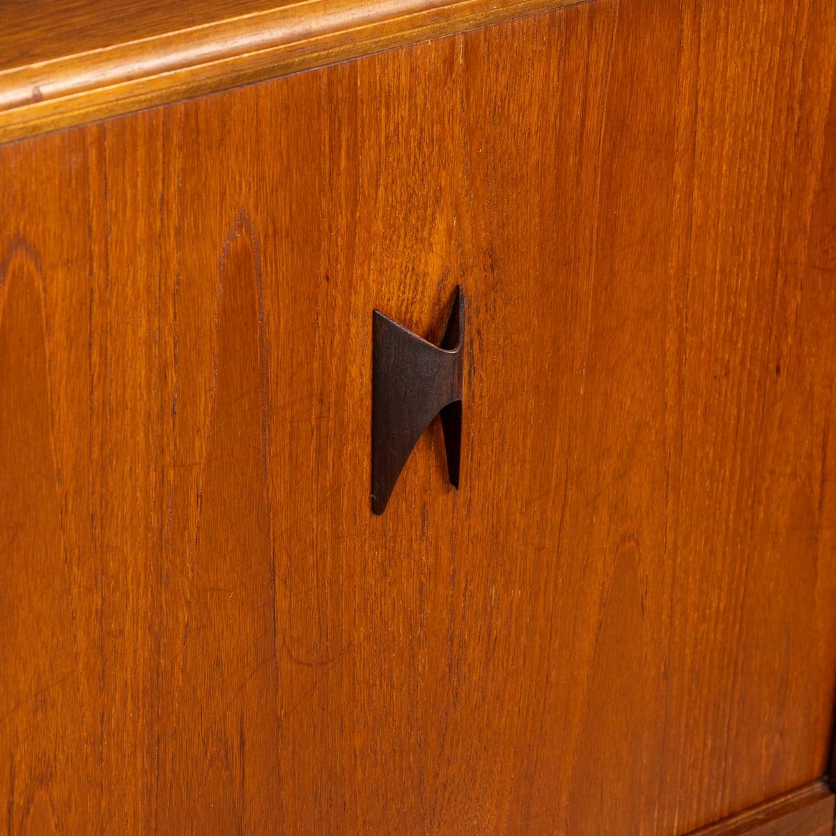 20th Century English Walnut Sideboard By Elliots Of Newbury c.1960 12