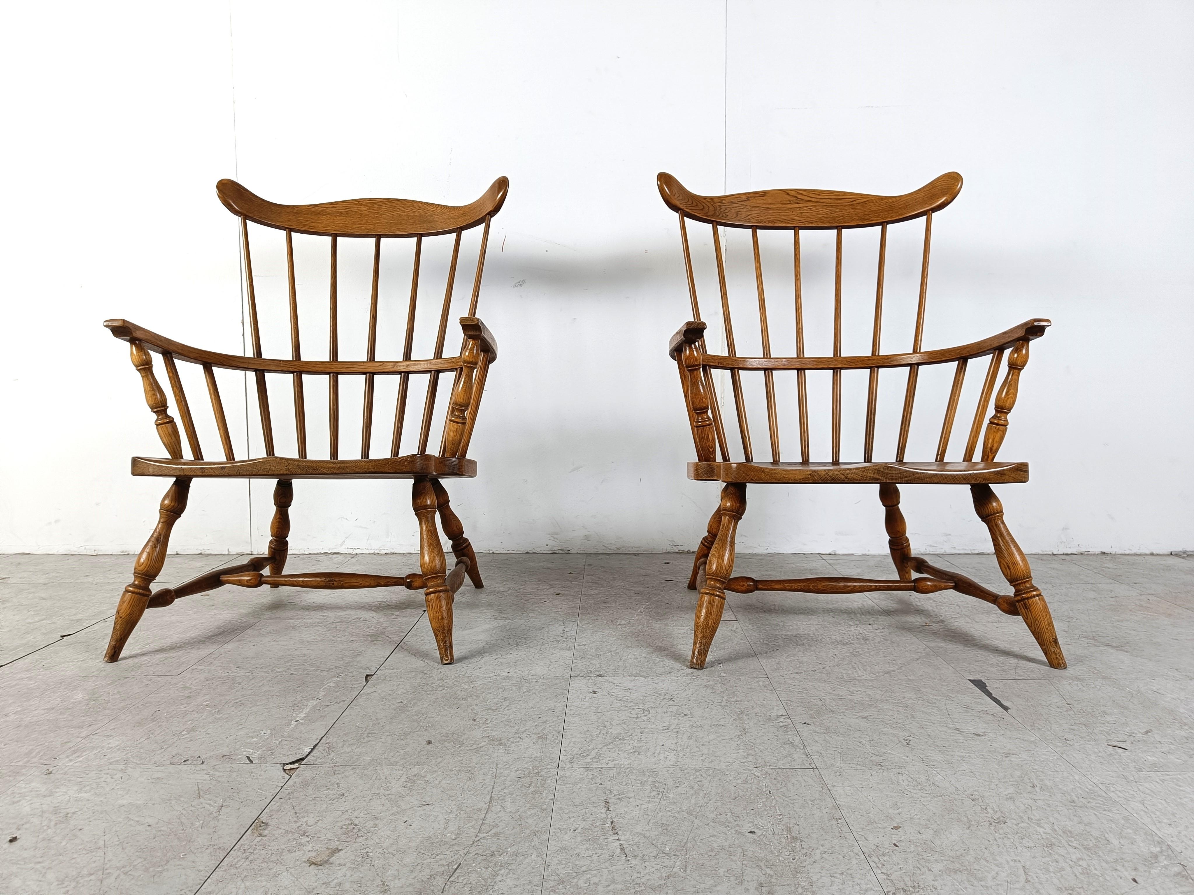 British 20th century English Windsor armchairs, set of 2