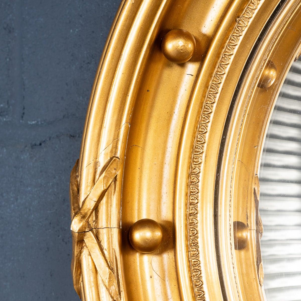 20th Century English Wood & Plaster Framed Convex Mirror For Sale 2