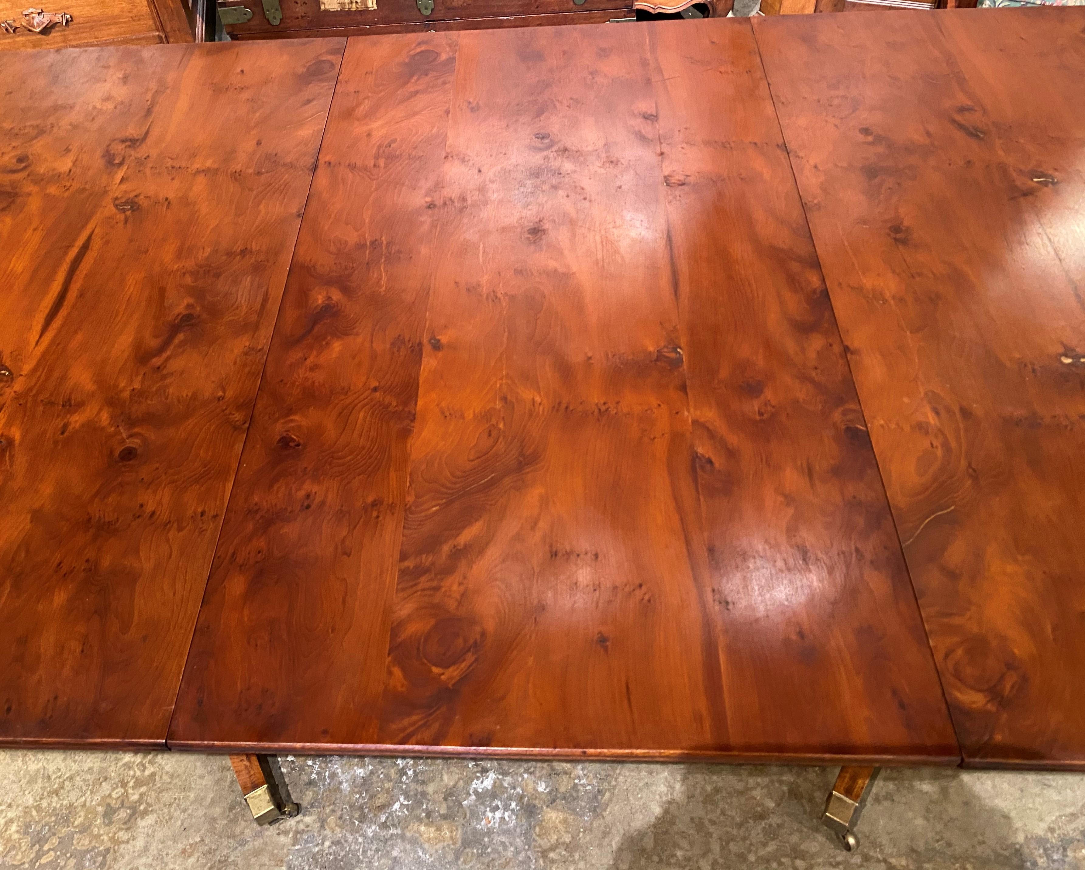 20th Century English Yew Wood Double Pedestal Dining Table with One Leaf In Good Condition In Milford, NH