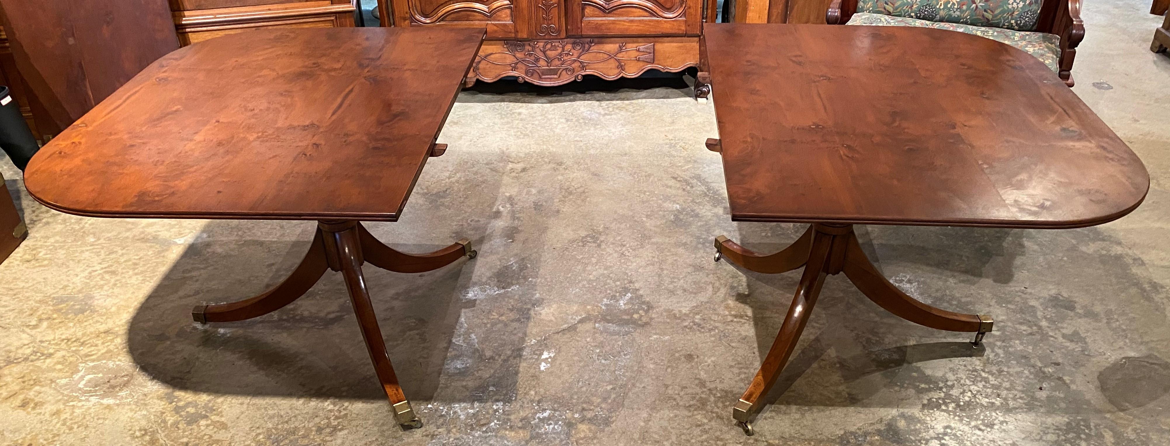 20th Century English Yew Wood Double Pedestal Dining Table with One Leaf 1