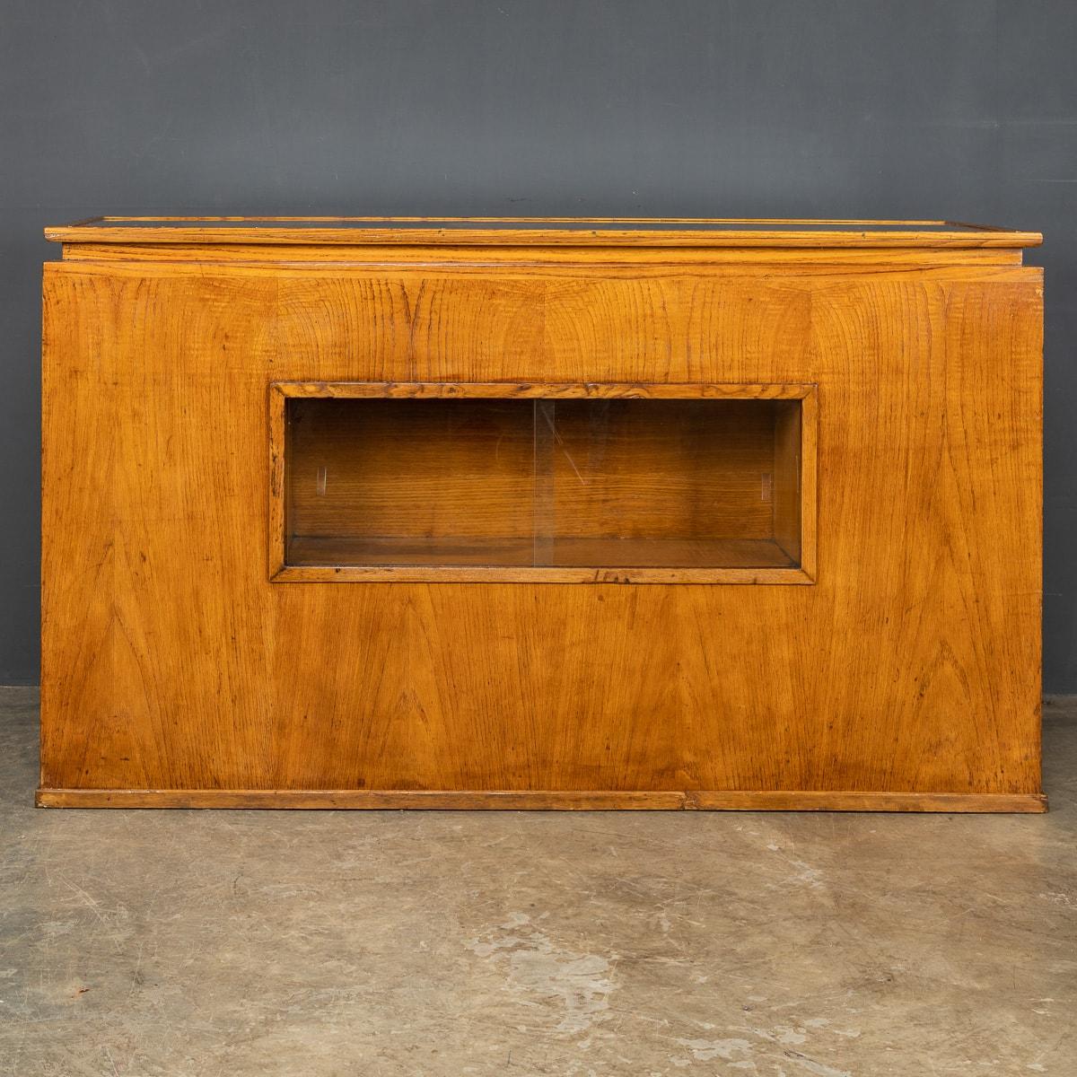 British 20th Century Enlish Oak Haberdashery Counter / Sideboard, C.1920