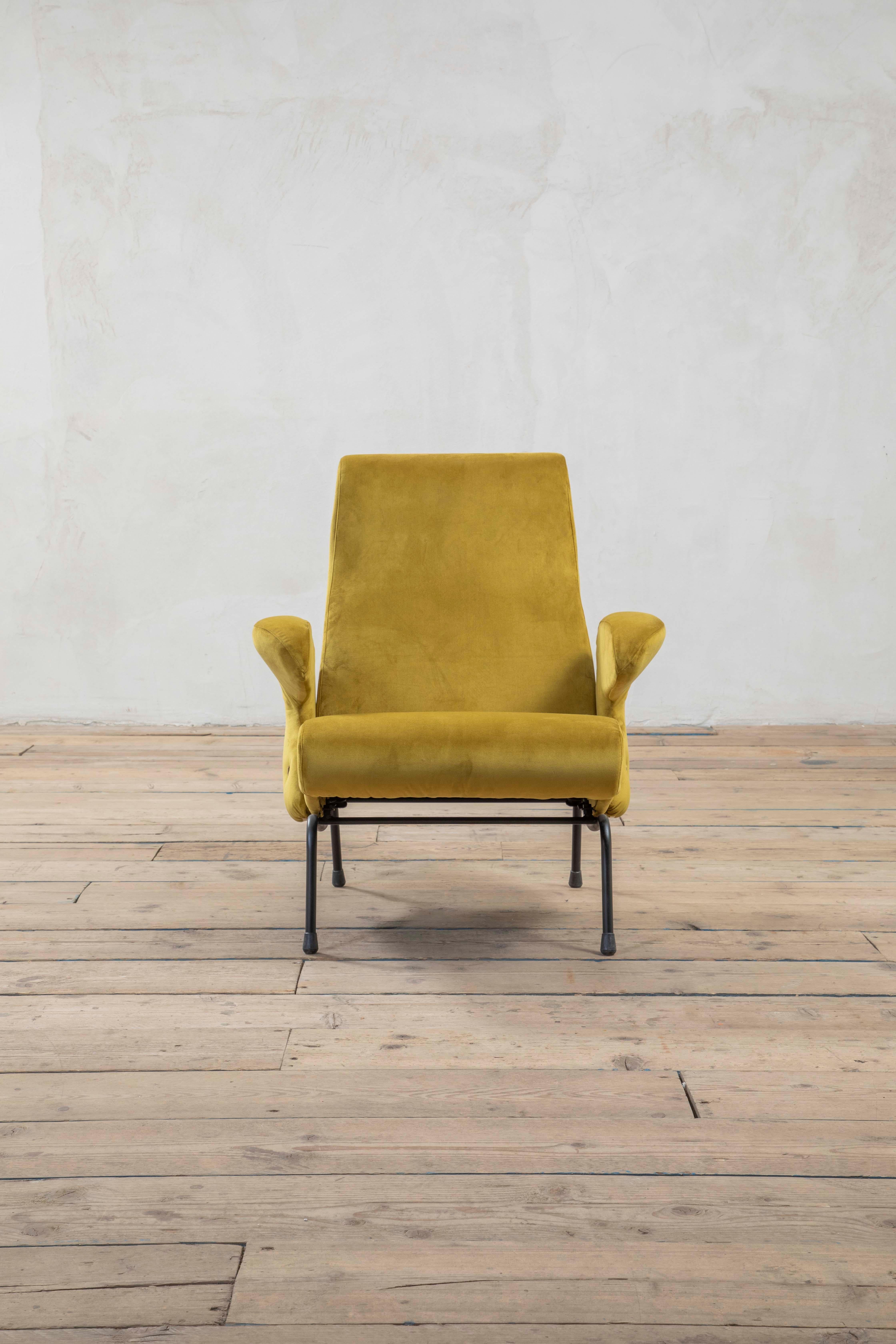 20e siècle, Erberto Carboni Paire de fauteuils mod. Delfino en vente 7