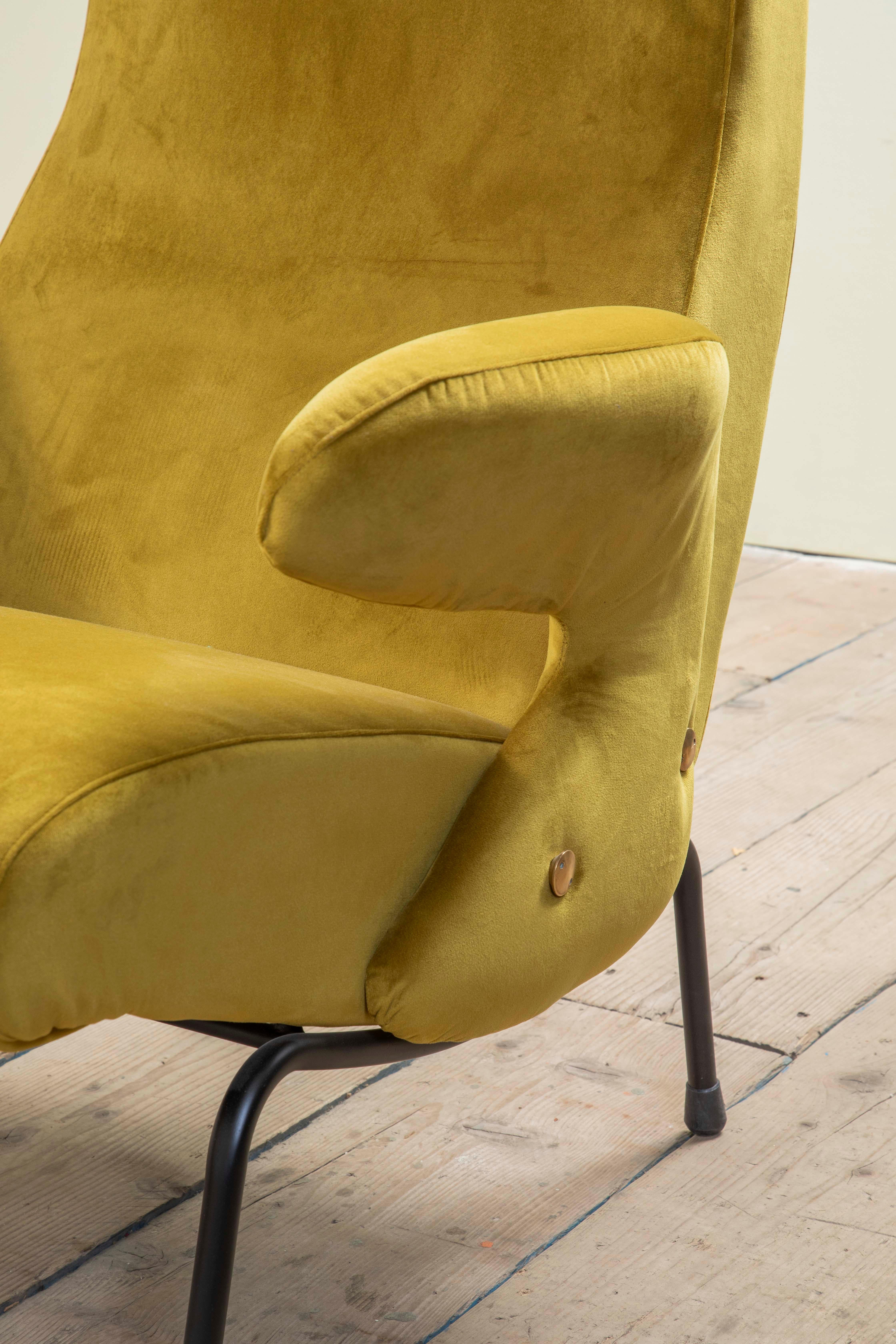 20e siècle, Erberto Carboni Paire de fauteuils mod. Delfino en vente 1