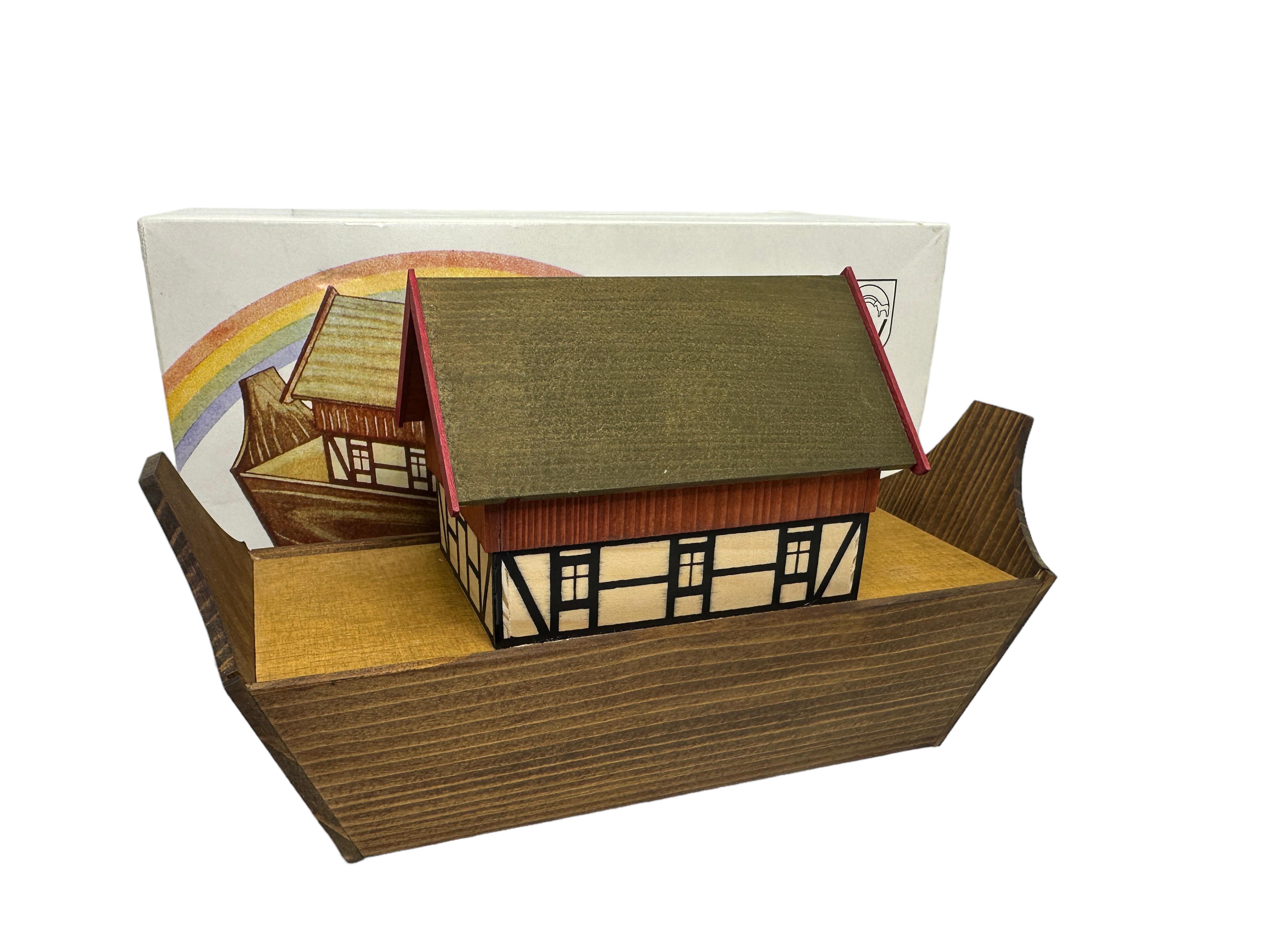  20. Jahrhundert Erzgebirge Deutsch Noah's Arche Putz Spielzeug Set, Vintage Folk Art  im Angebot 9