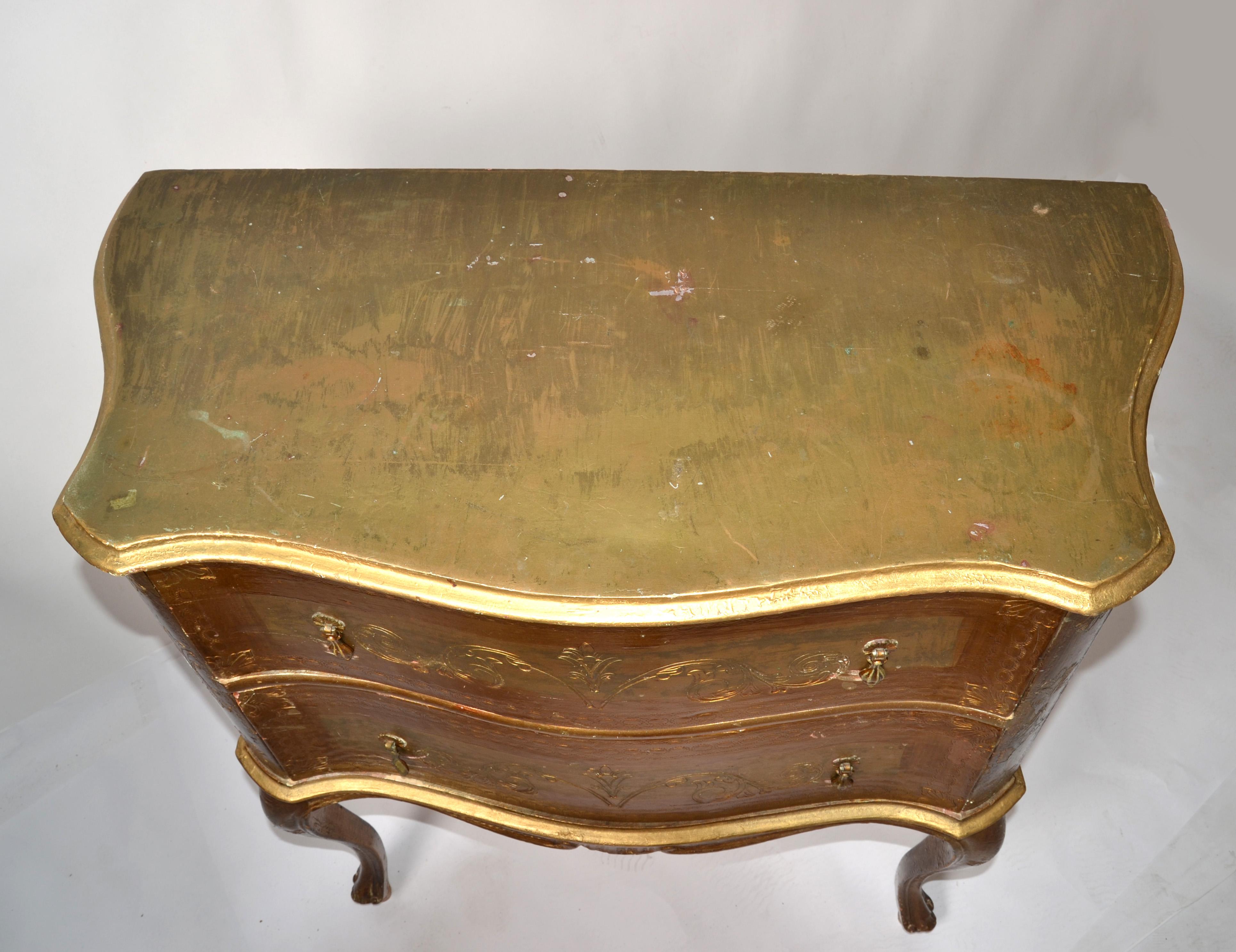 20th Century Etched Giltwood Florentine 2 Drawers Chest Commode And Brass Pulls  For Sale 8