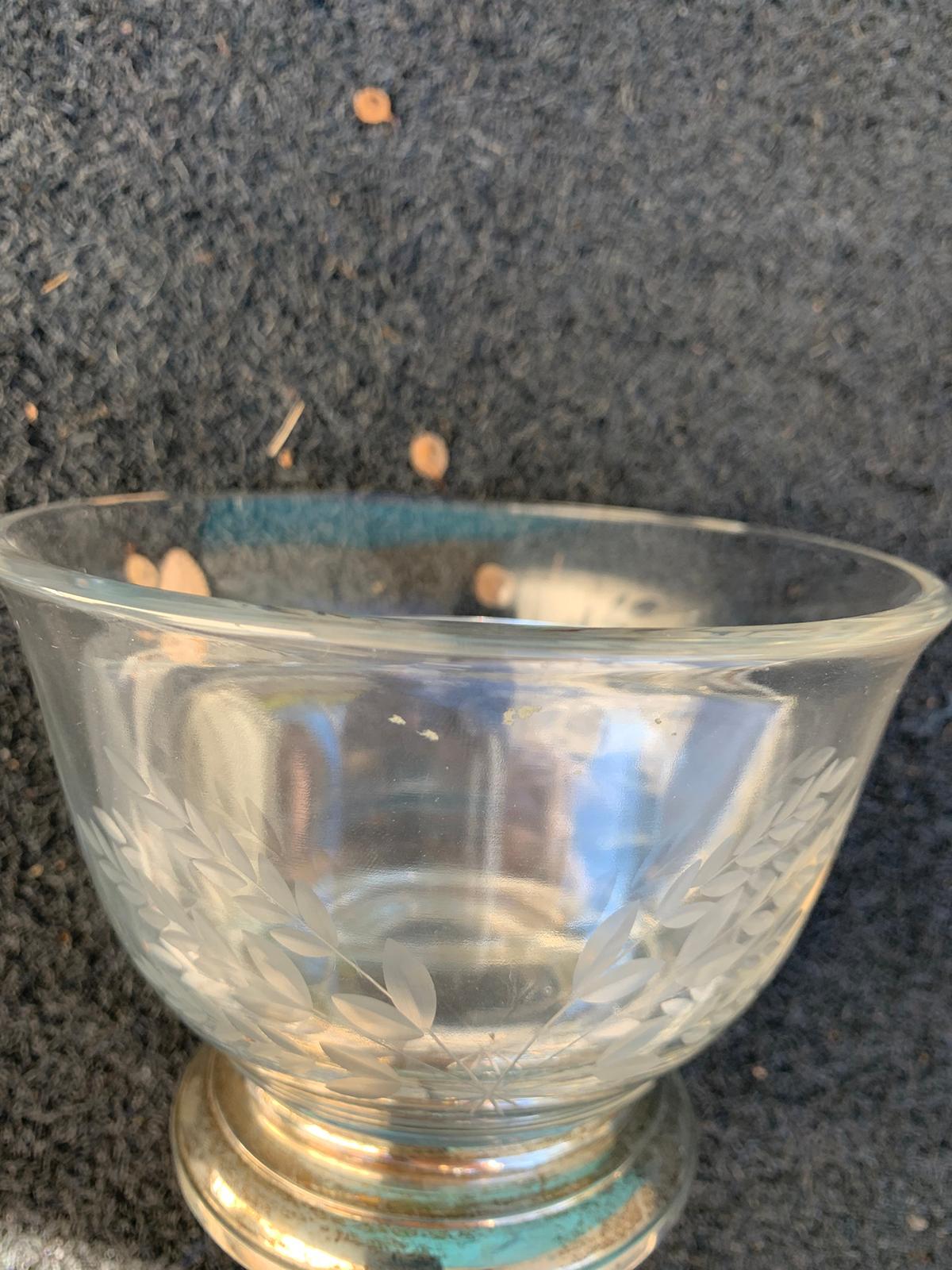 20th Century Etched Glass Divided Bowl on Sterling Silver Base 4