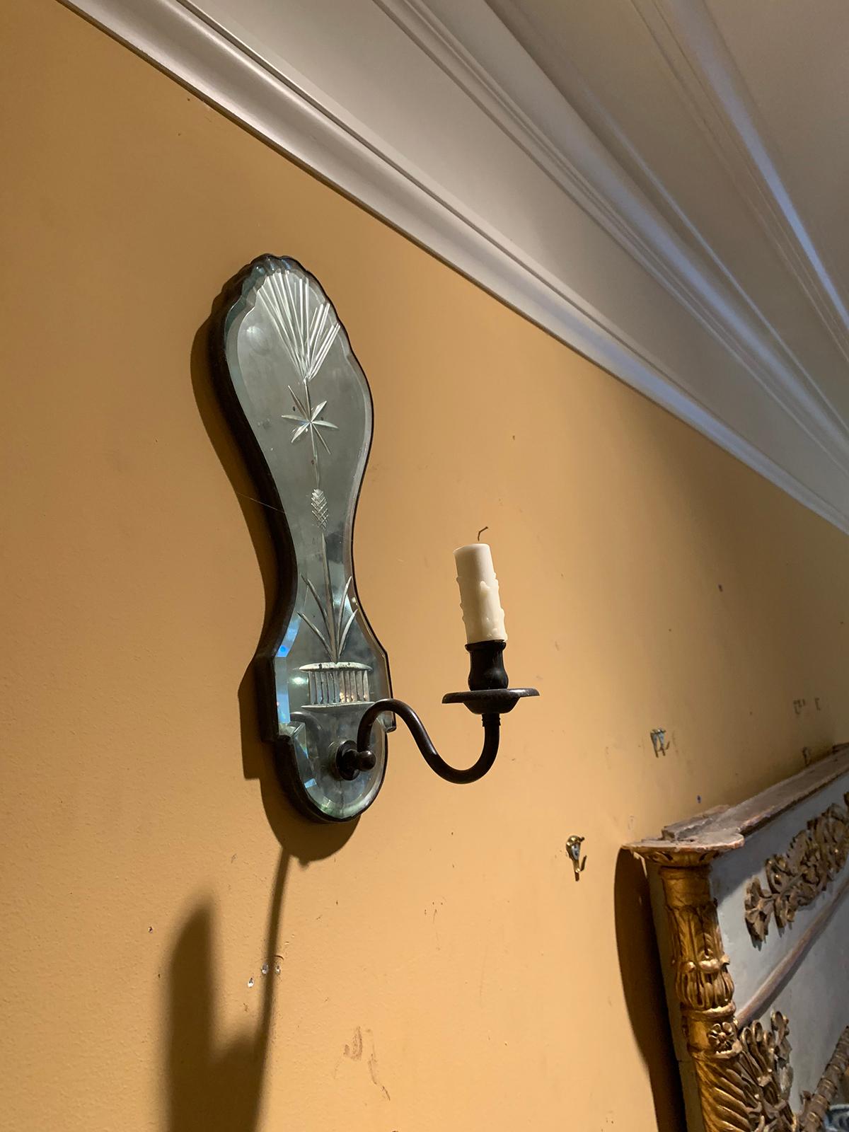 20th Century Etched Mirror Sconce In Good Condition For Sale In Atlanta, GA