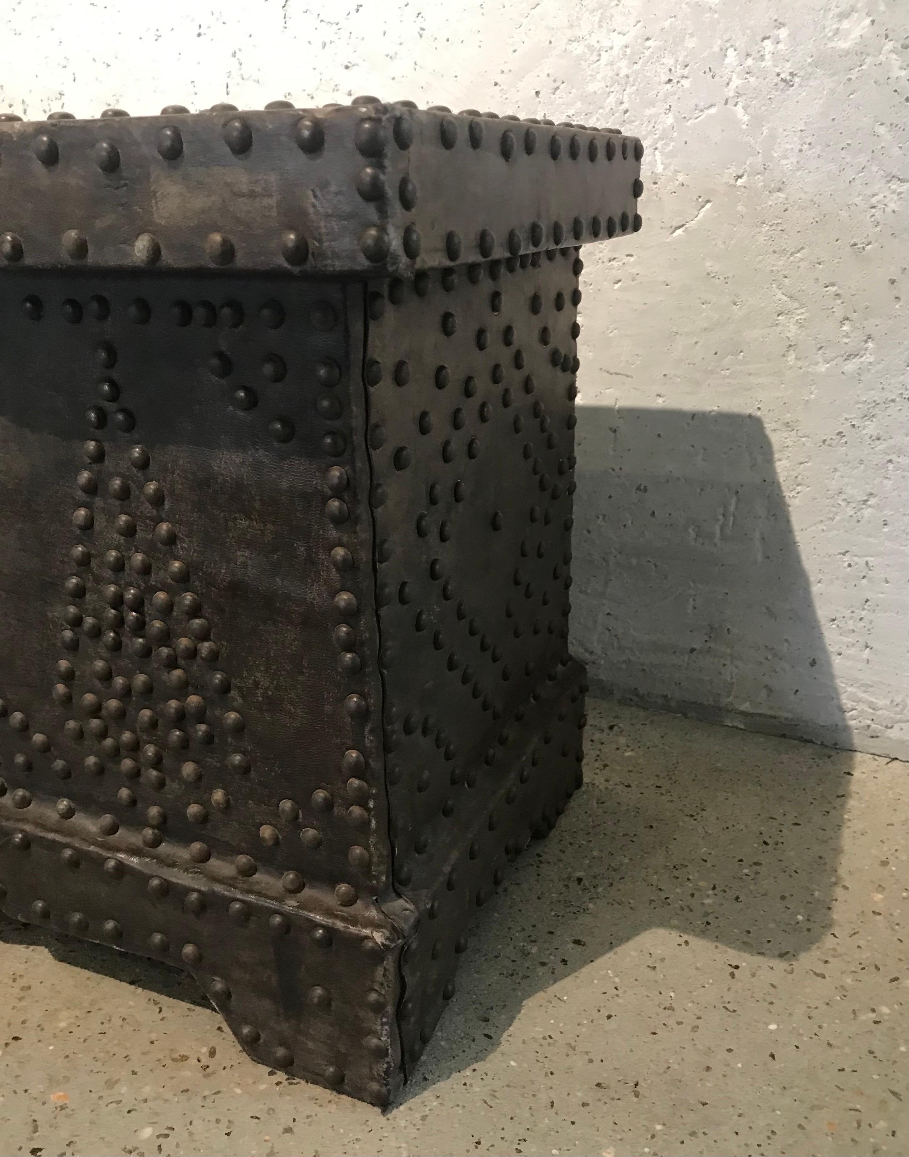 20th Century Leather/Wood Studded Metal Trunk/Side Table  In Good Condition For Sale In Chicago, IL