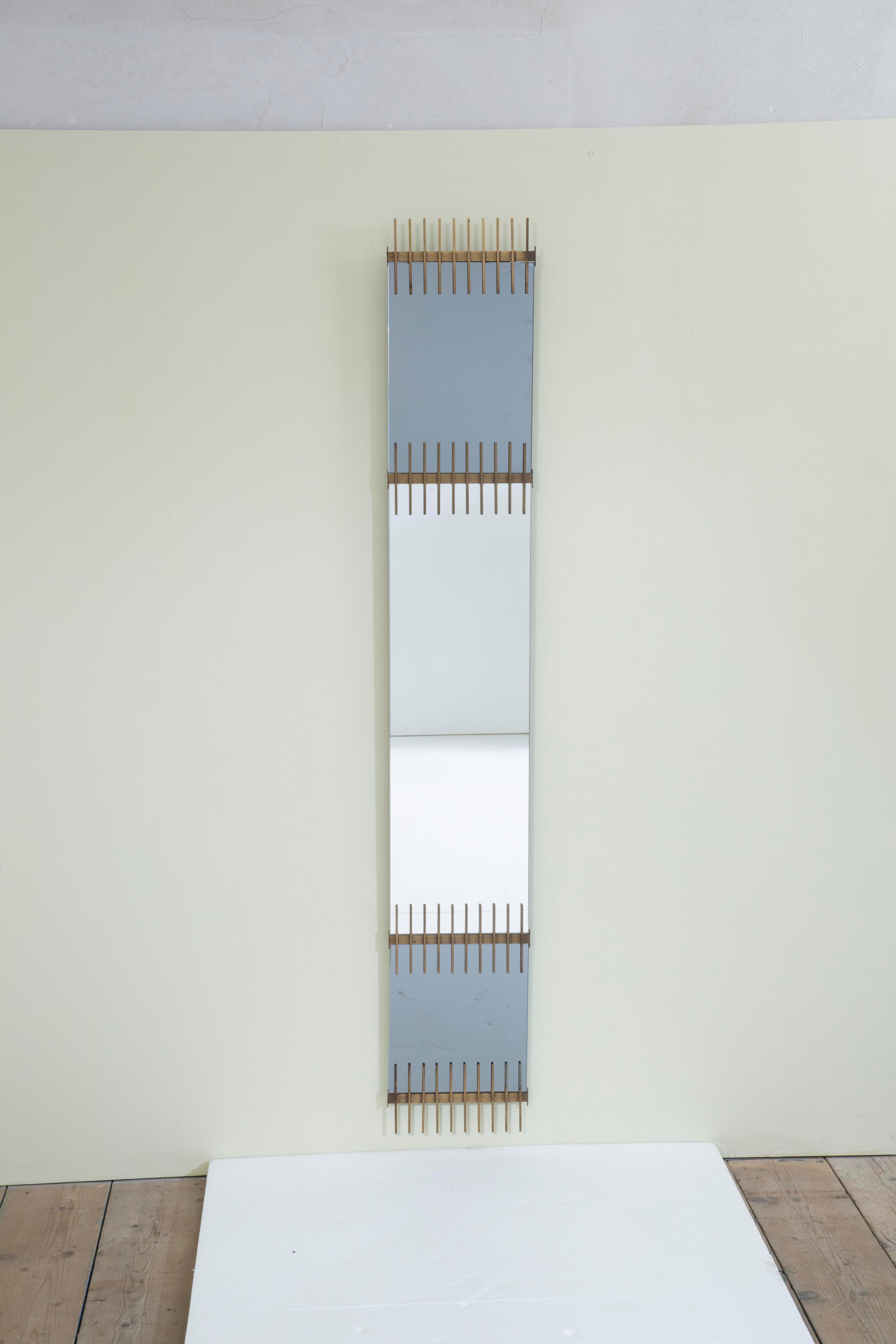 Laiton 20e siècle, Ettore Sottsass Miroir mural en laiton en vente