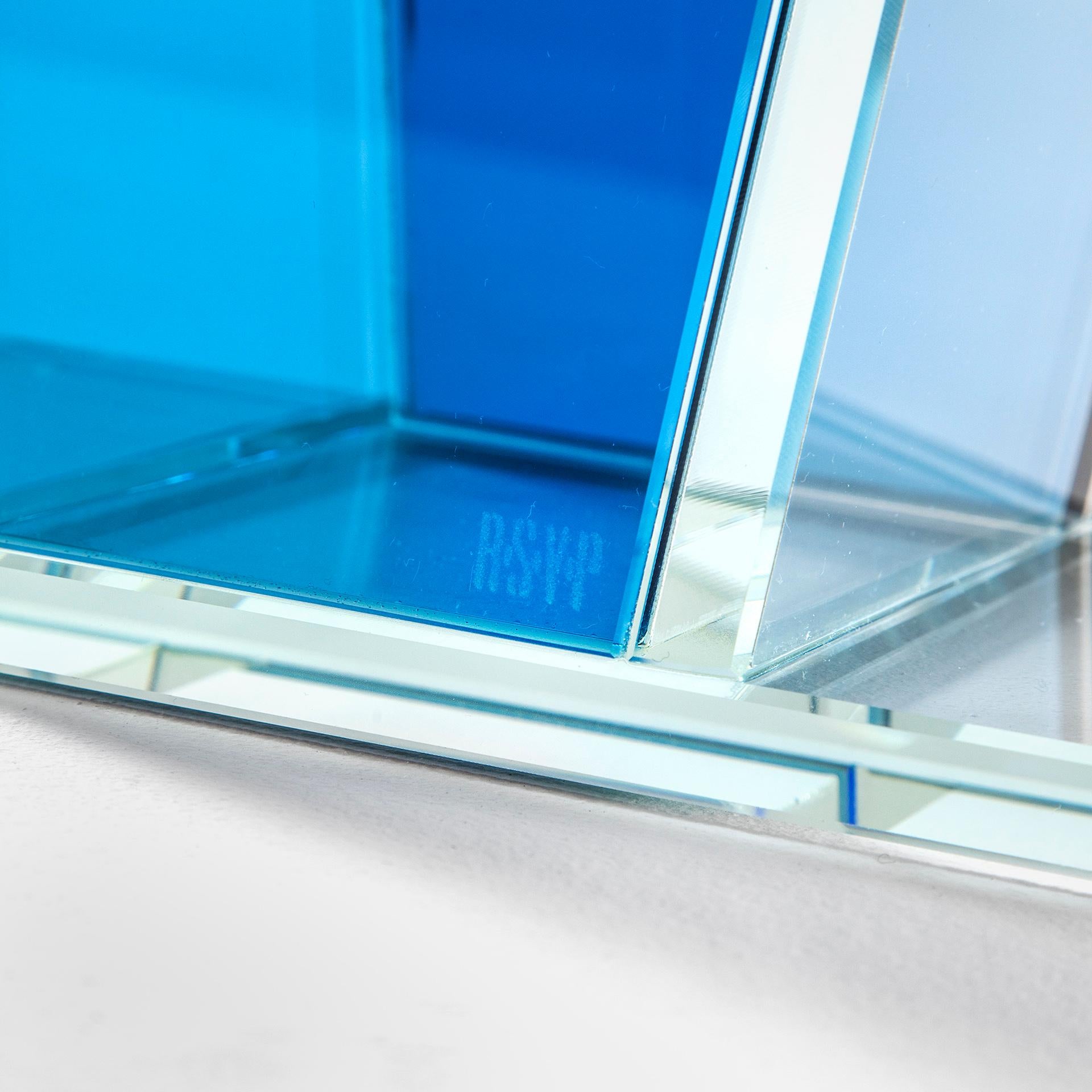 Ettore Sottsass RSVP Tafelaufsatz Mod. aus dem 20. Jahrhundert Azzurro aus farbigem Glas im Angebot 2