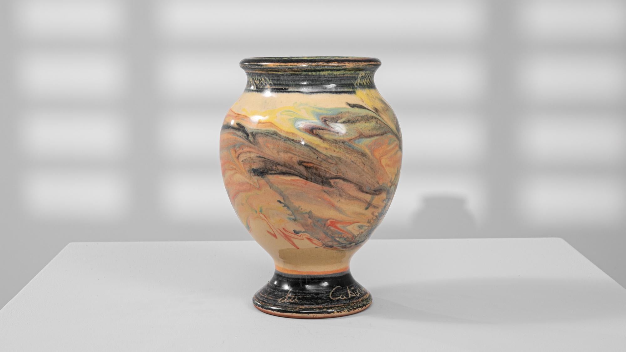 Vase en céramique européenne du 20e siècle Bon état - En vente à High Point, NC