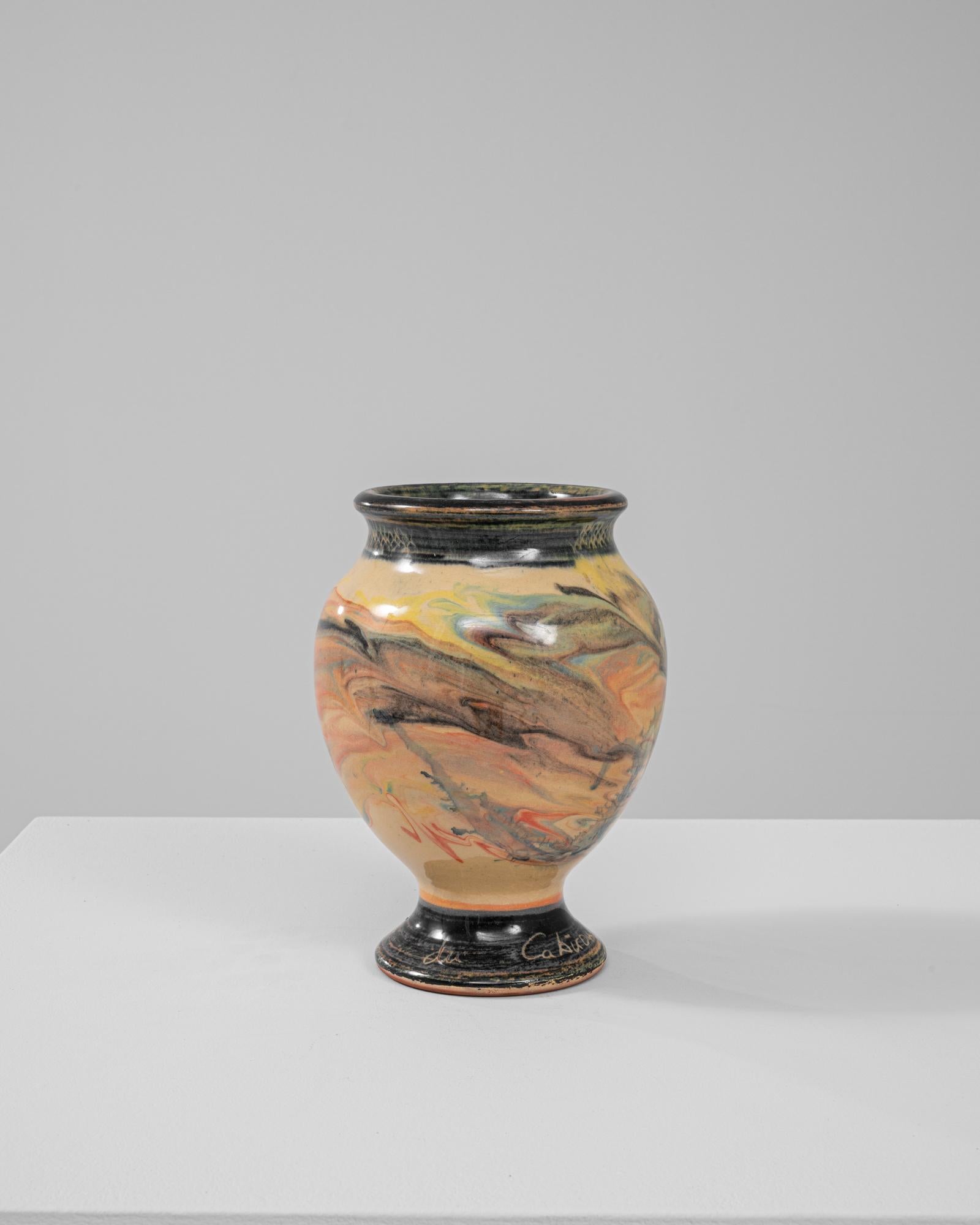 Vase en céramique européenne du 20e siècle en vente 2