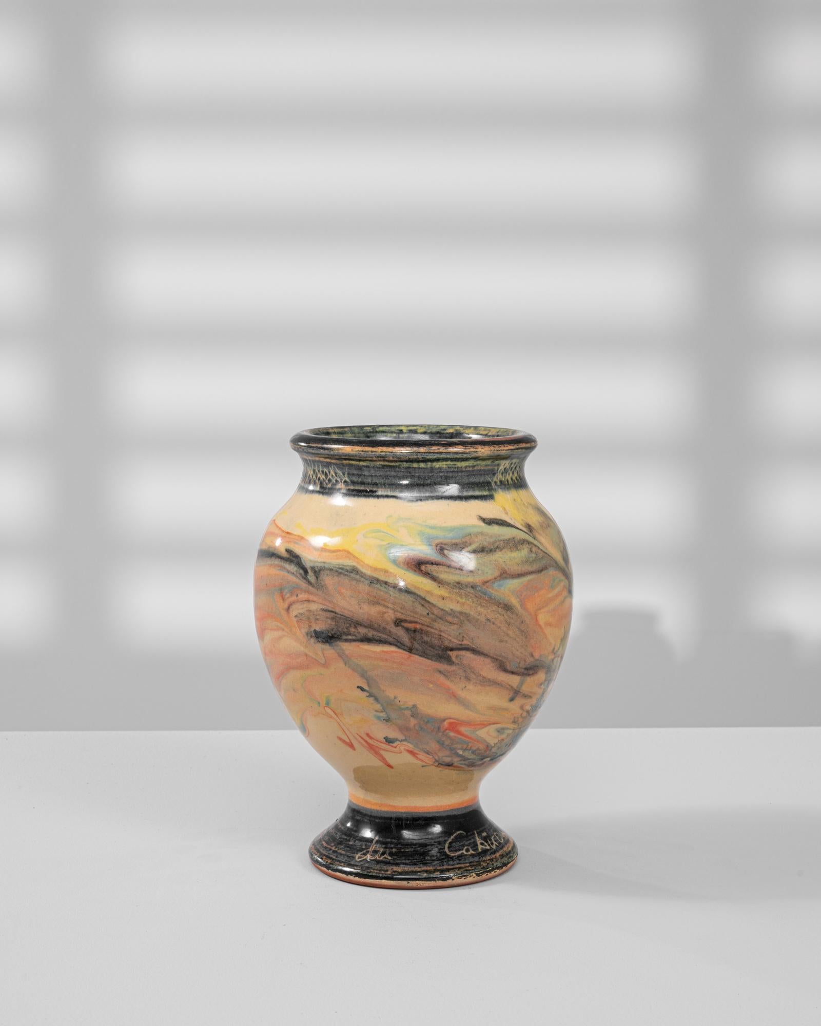 Vase en céramique européenne du 20e siècle en vente 3