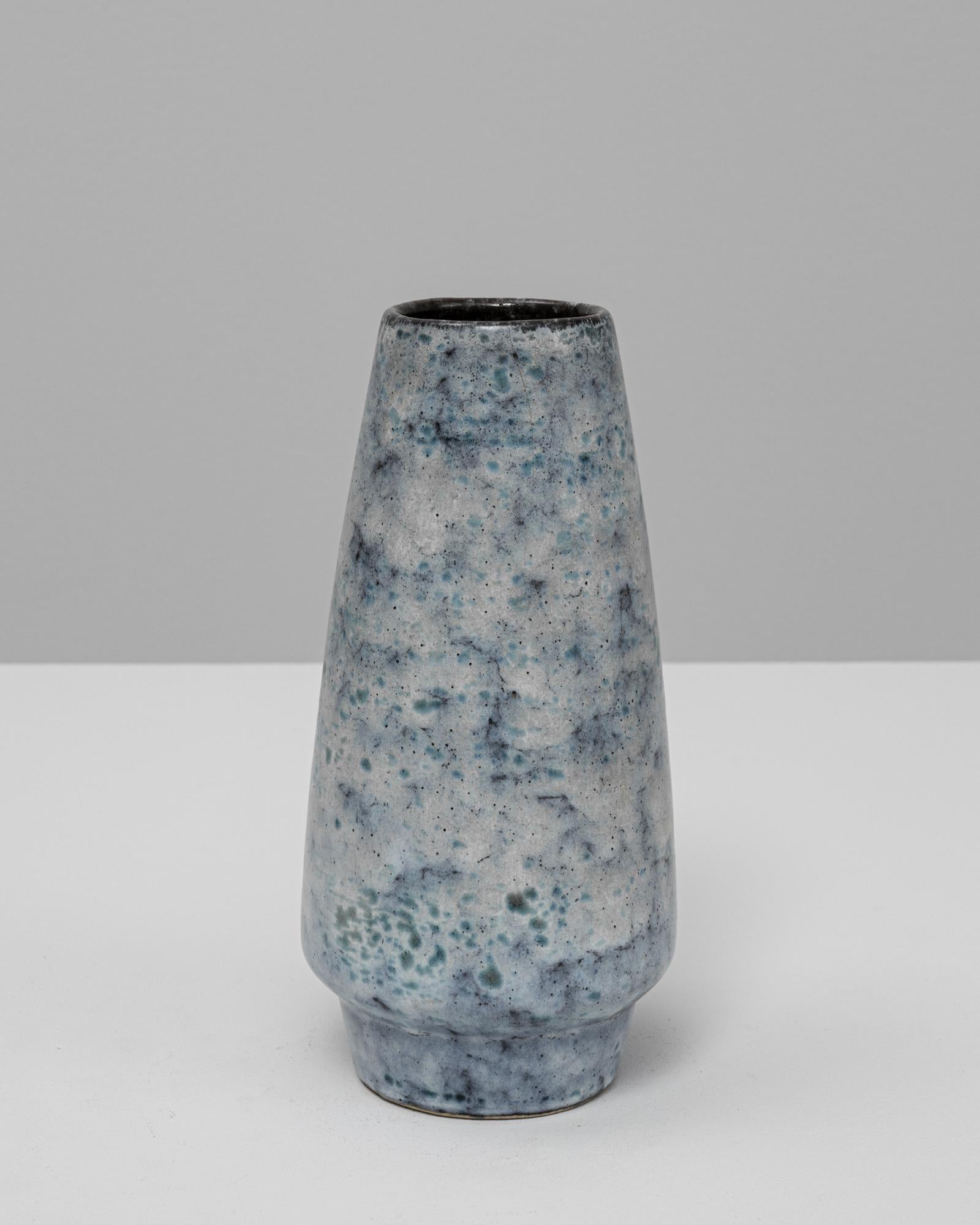 Vaso in ceramica a lava grassa del XX secolo in vendita 2