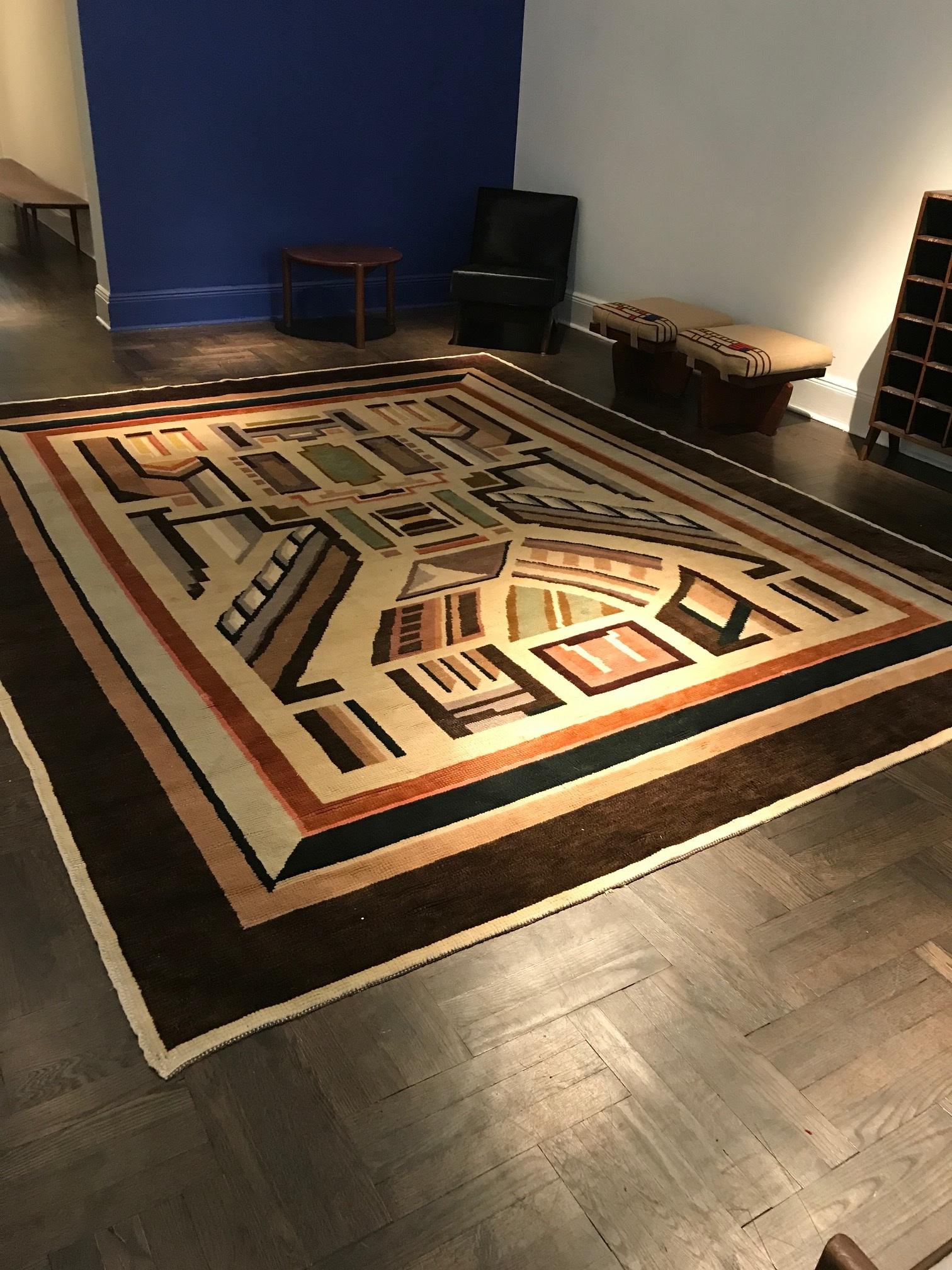 Geometric pattern rug, circa 1945
100% wool, hand knotted.