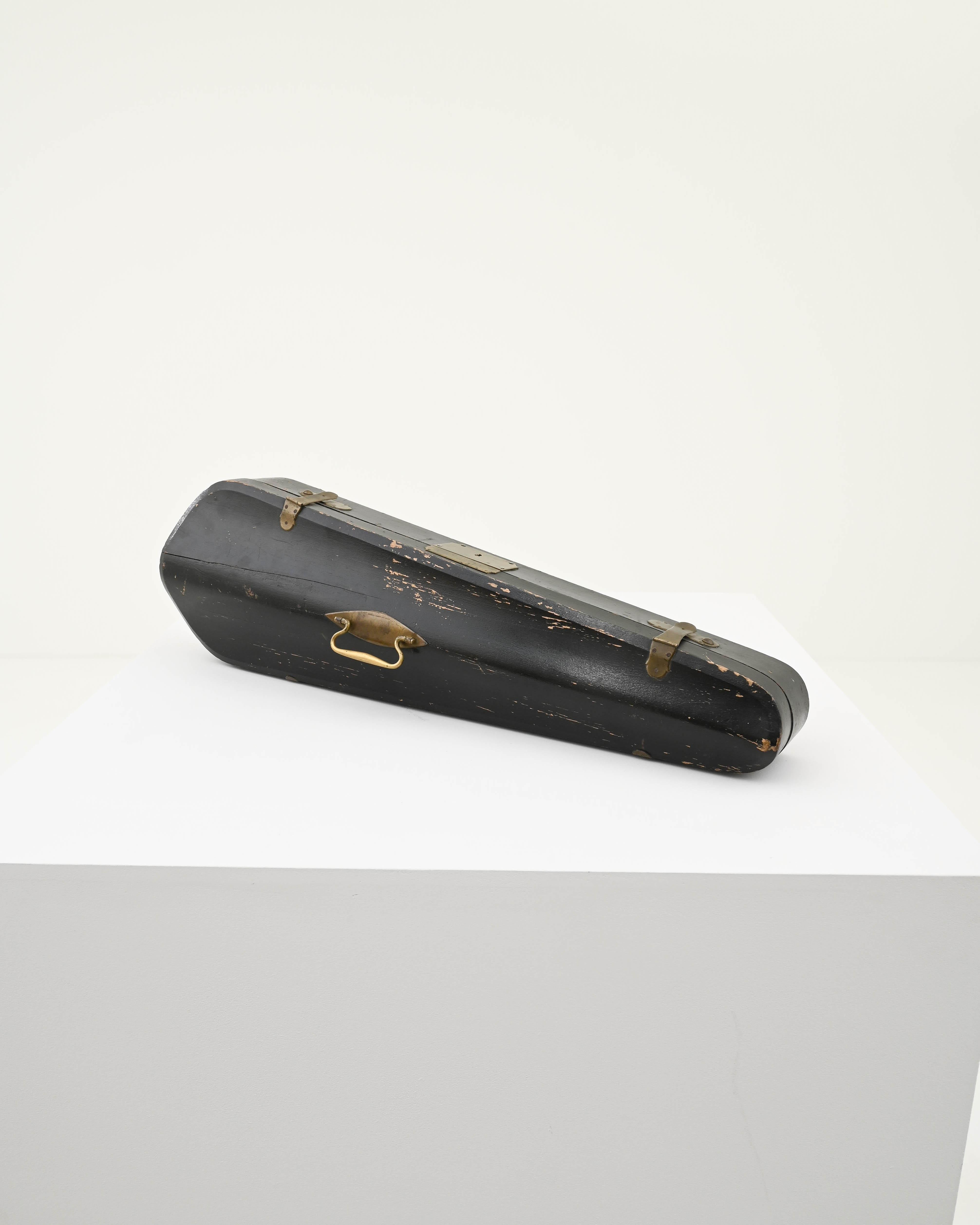20th Century European Wooden Instrument Case For Sale 5