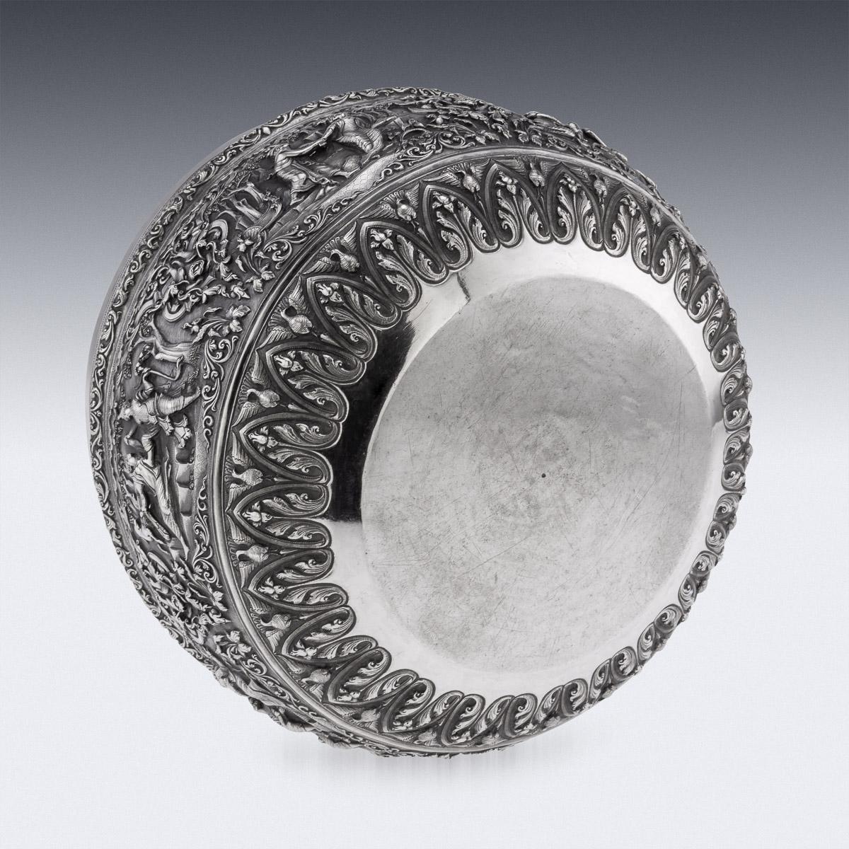 20th Century Exceptional Burmese Solid Silver Hand Crafted Bowl, c.1900 1
