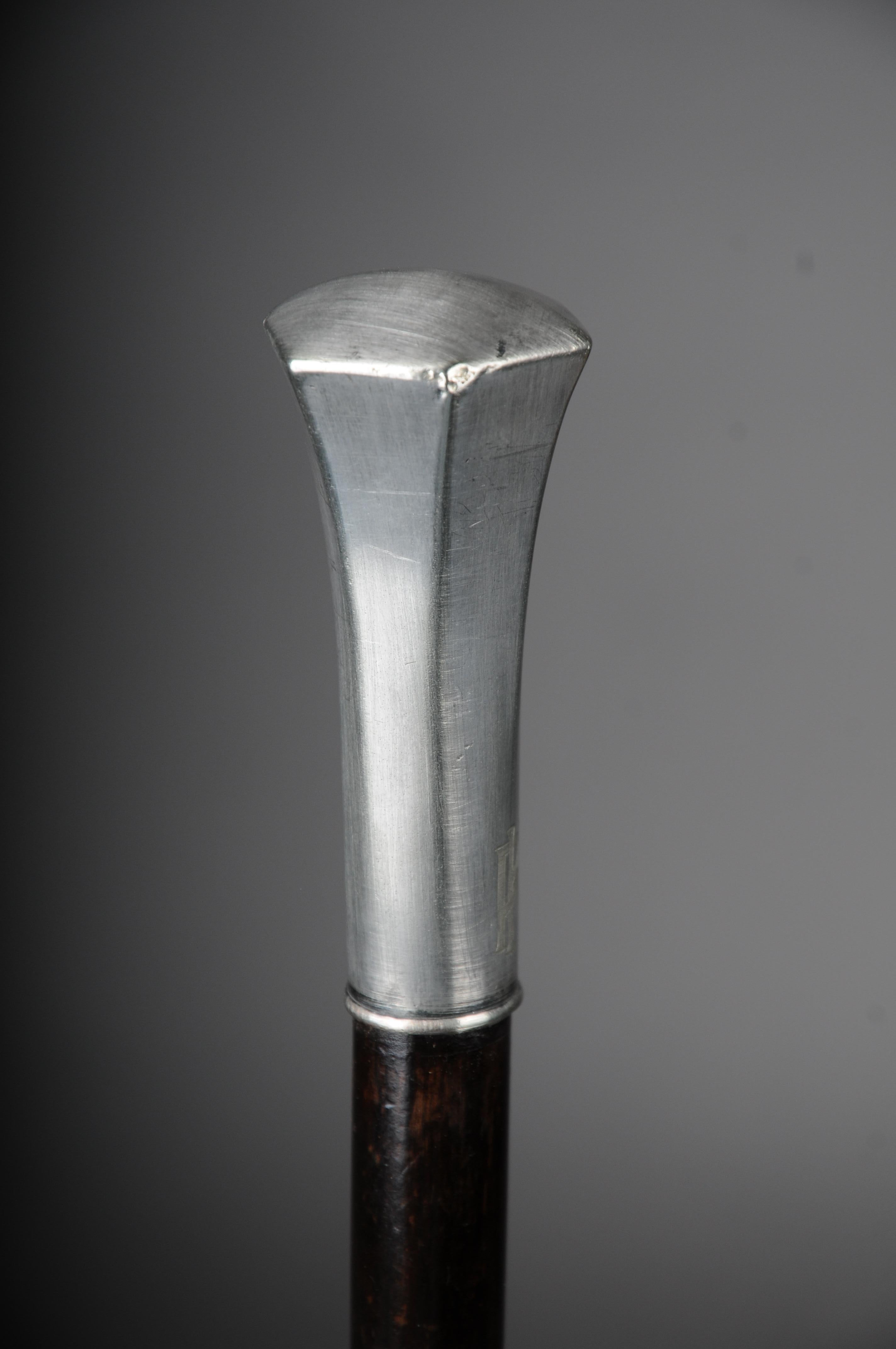 20th Century Exceptional Walking Stick with Tapered Handle For Sale 3