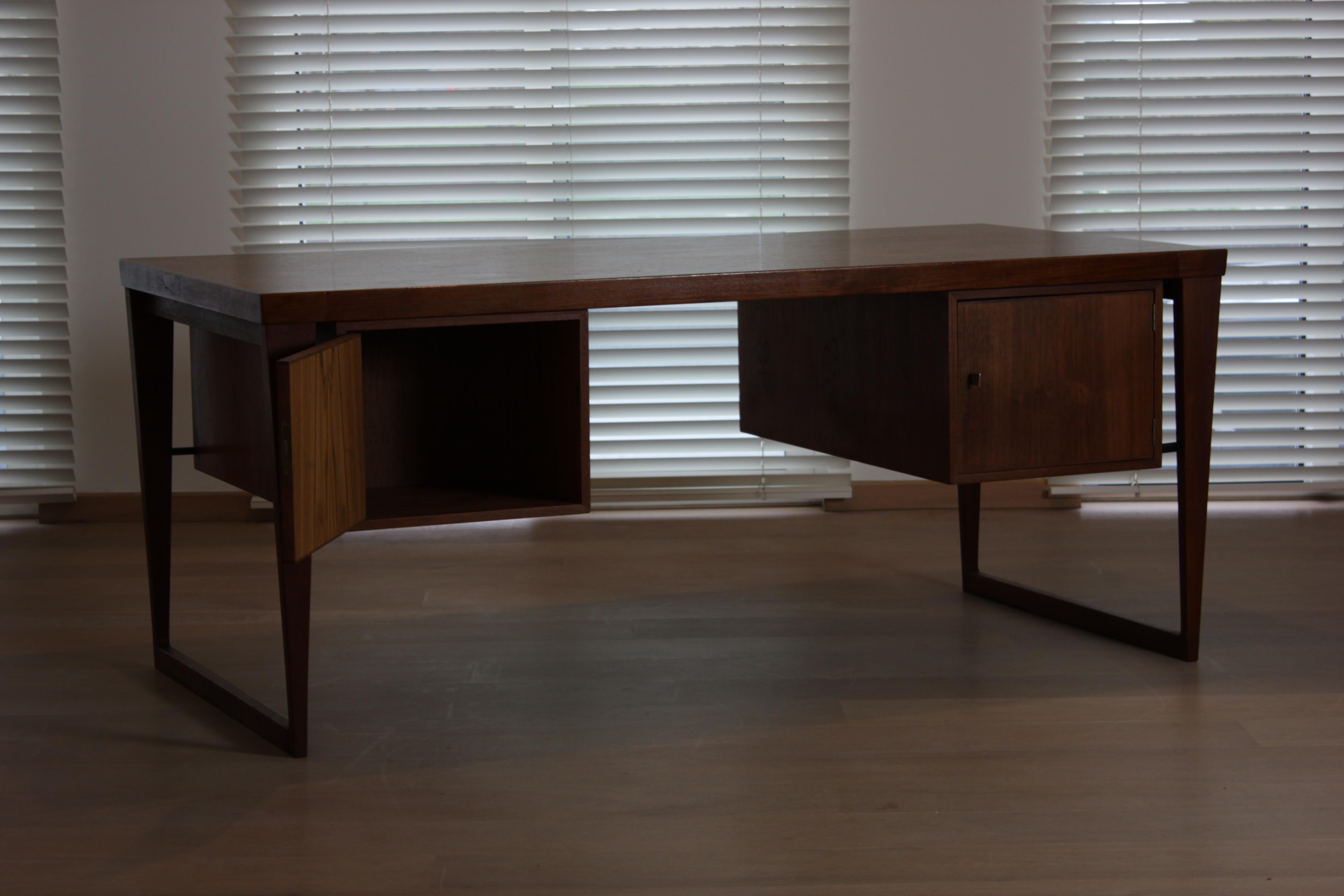 20th Century Executive Desk by Kai Kristiansen for Feldballes Møbelfabrik For Sale 1