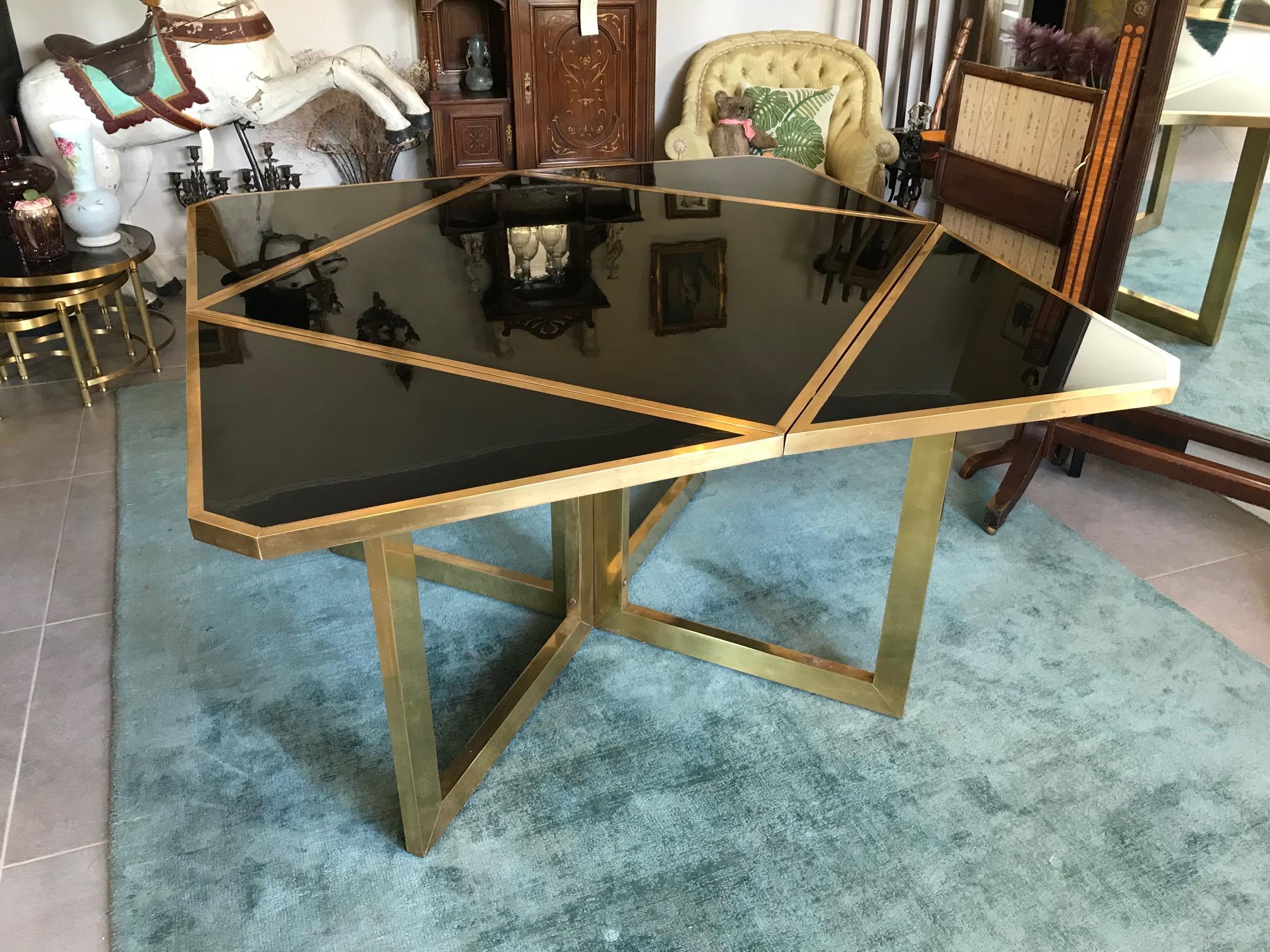 Italian 20th Century Extending Brass and Black Lacquer Romeo Rega Table, 1970s For Sale