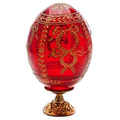 Œuf impérial en cristal soufflé rouge de Fabergé du 20ème siècle