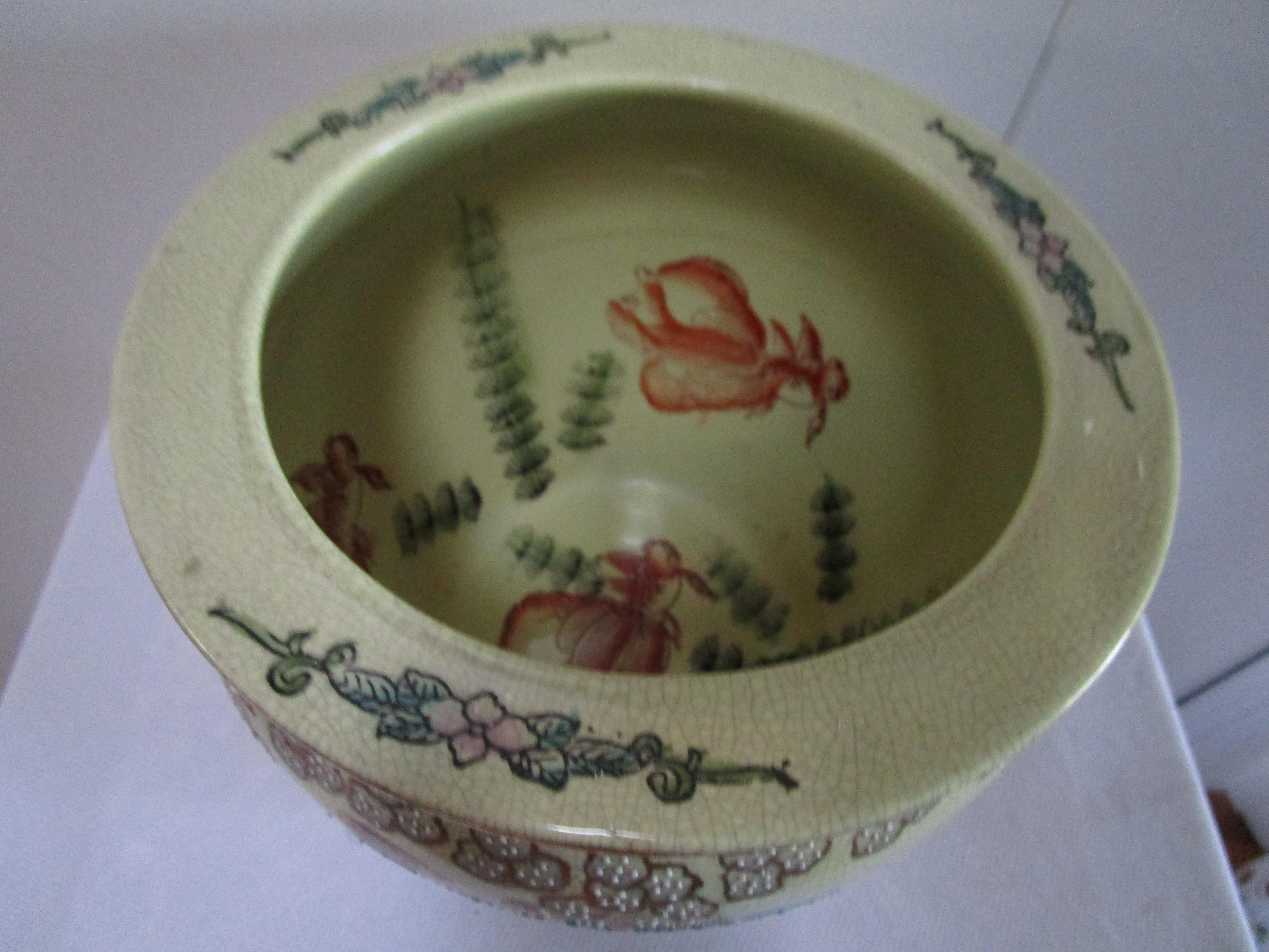 Famille Rose Jardiniere des 20. Jahrhunderts (Chinesischer Export) im Angebot