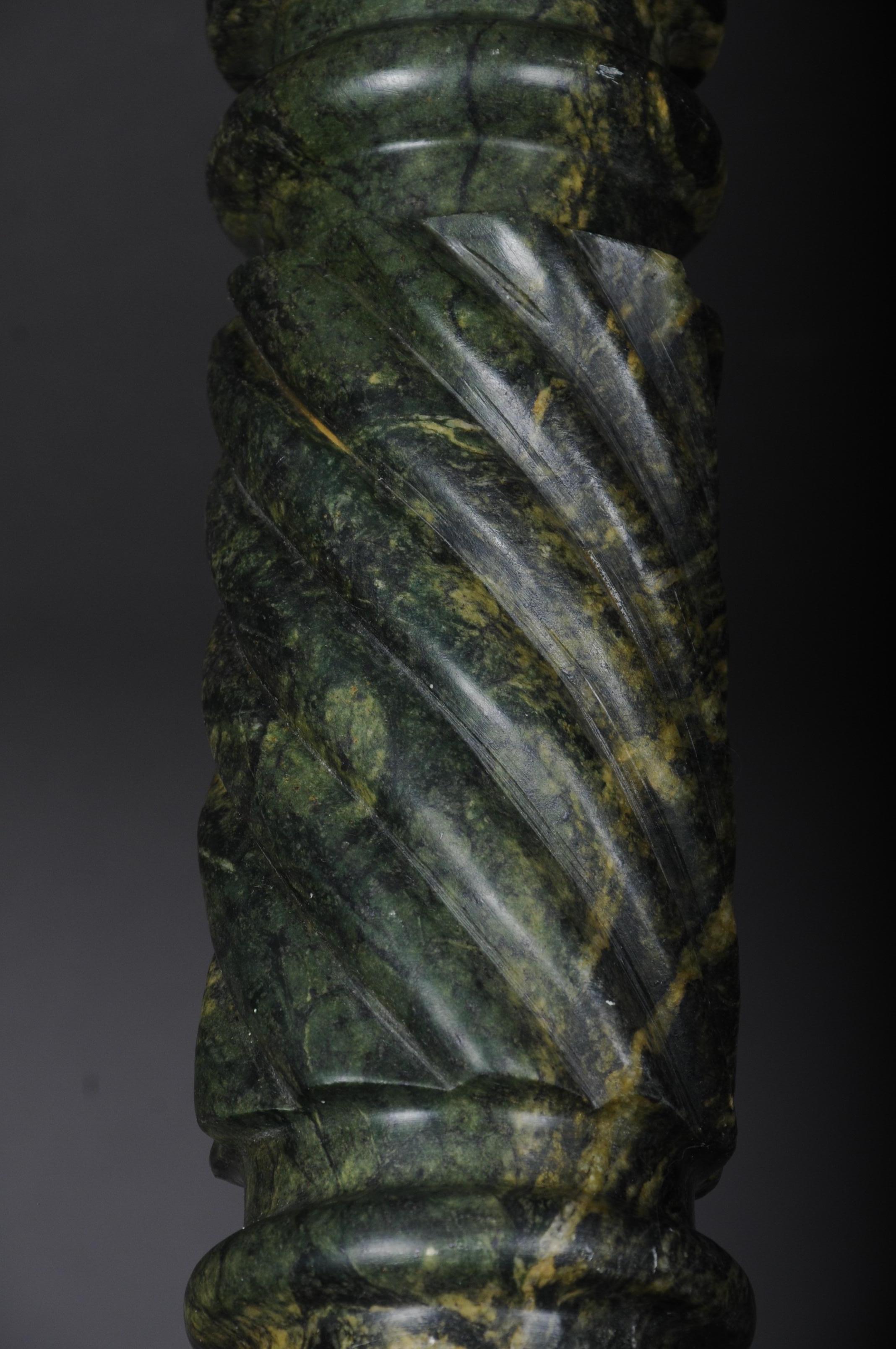 20th Century Fancy Marble Column Green with Brass, Green In Good Condition For Sale In Berlin, DE