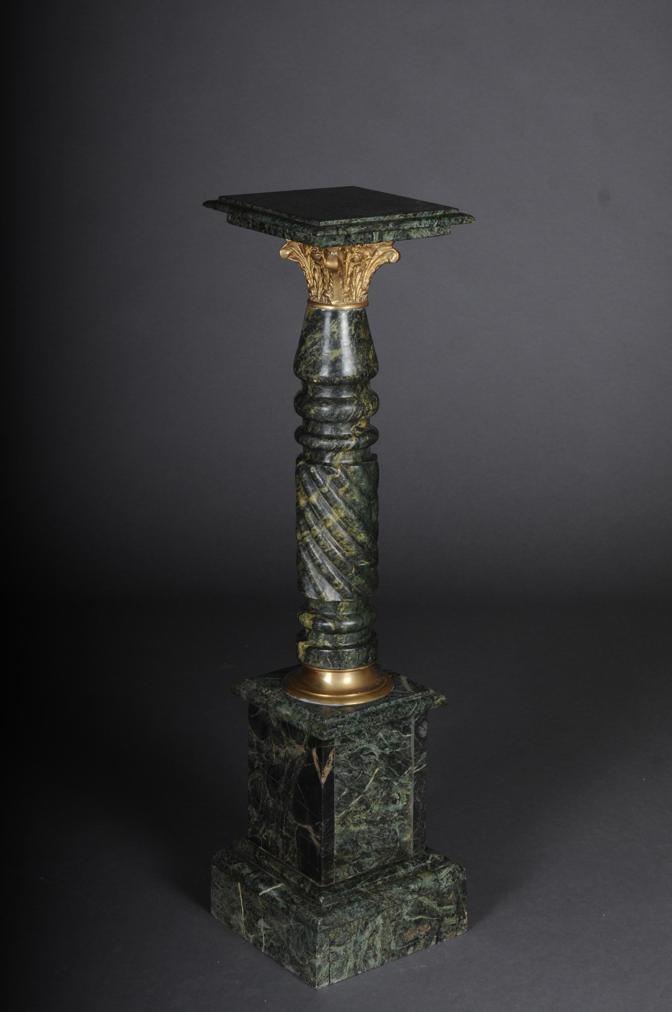 20th Century Fancy Marble Column Green with Brass, Green For Sale 1
