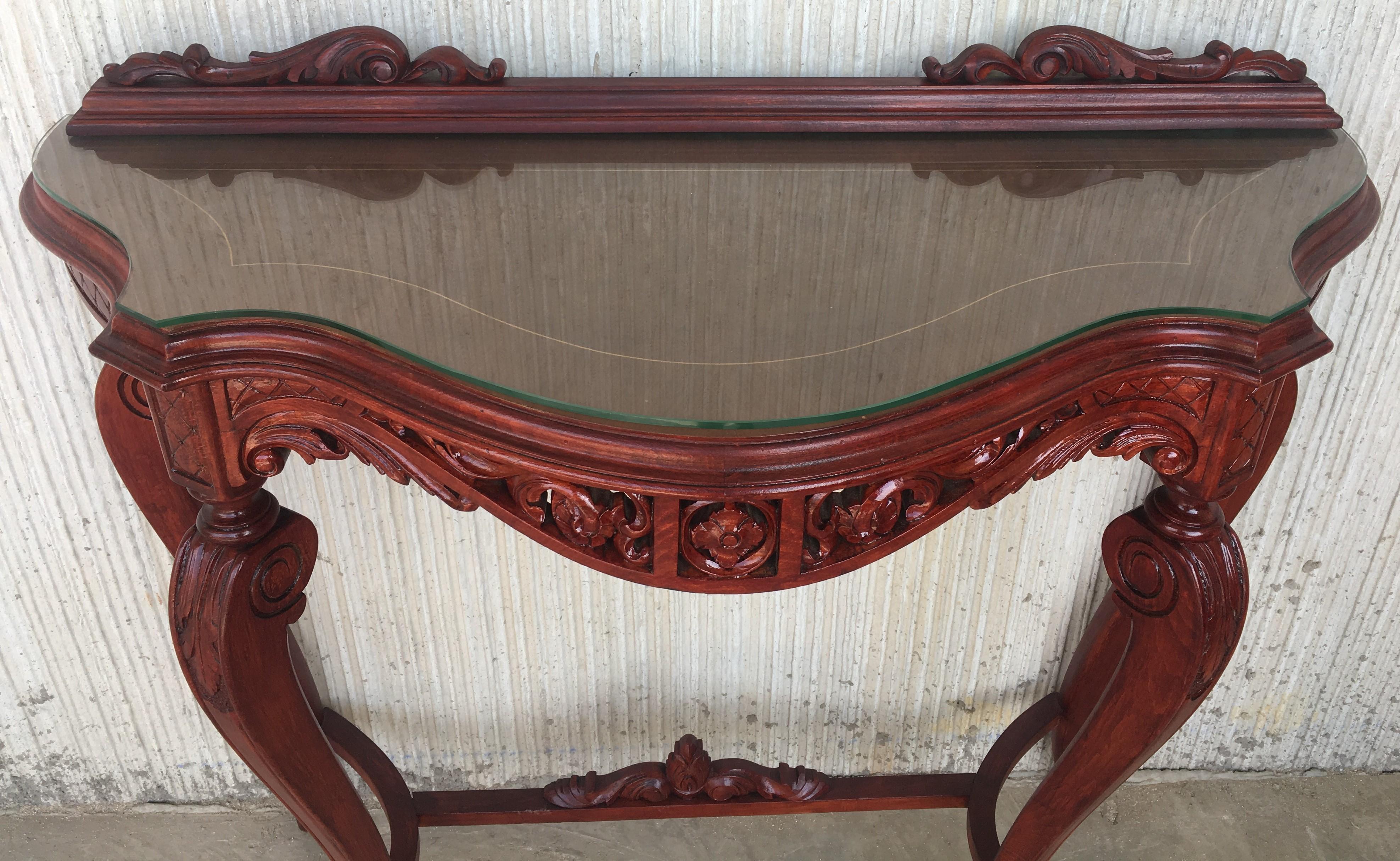 20th Century Fancy Rococo Style Italian Carved Mahogany and Glass-Top Console For Sale 3