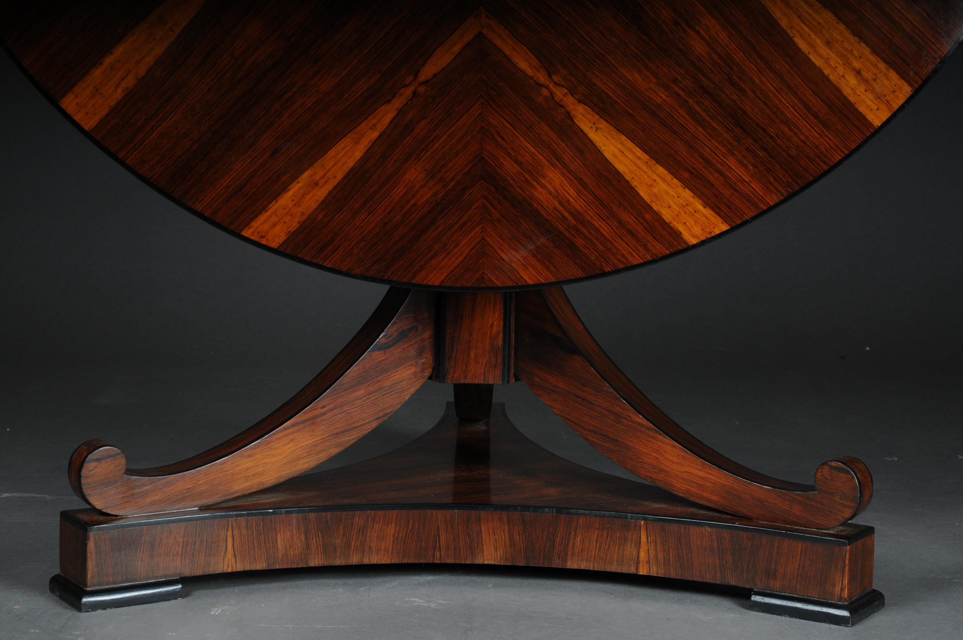 20th Century Fancy Round Folding Table in Biedermeier Style In Good Condition For Sale In Berlin, DE
