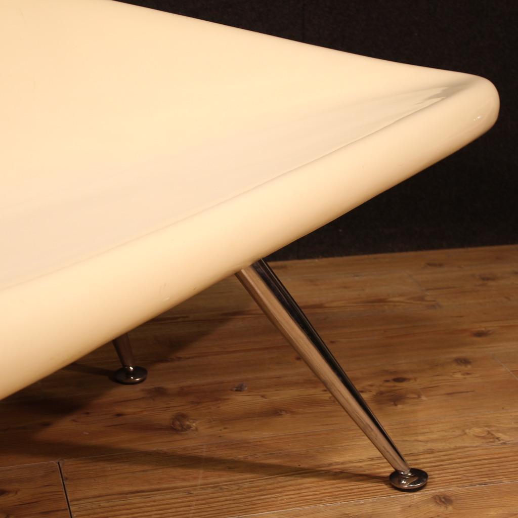 20th Century Fiberglass and Chromed Metal Italian Design Sofa, 1970 en venta 4