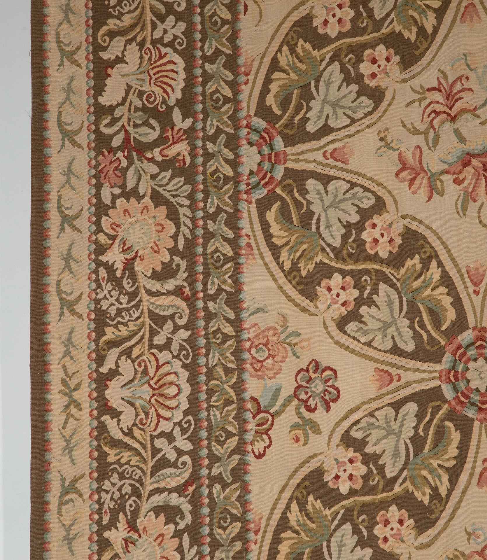 Francese Tappeto Aubusson del XX secolo dal design Savonnerie in vendita
