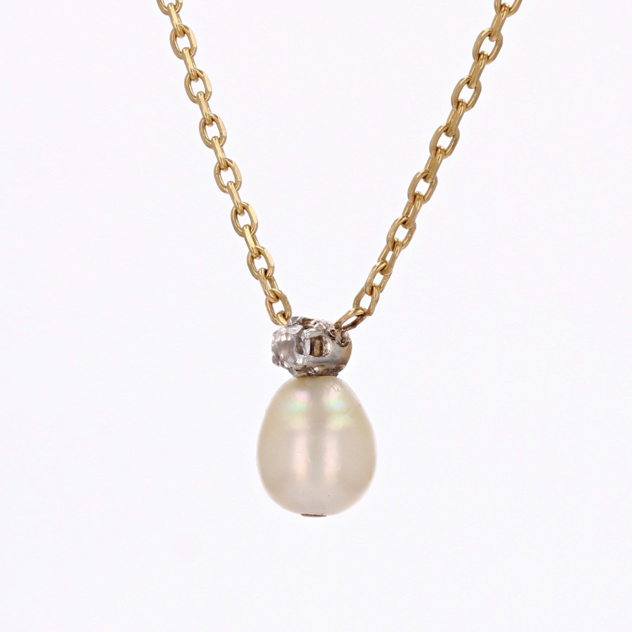 Brilliant Cut 20th Century Fine Pearl and Diamond 18 Karat Yellow Gold Necklace For Sale