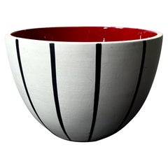 Vintage 20th Century Flavia Montelupo Italy Ceramic Bowl