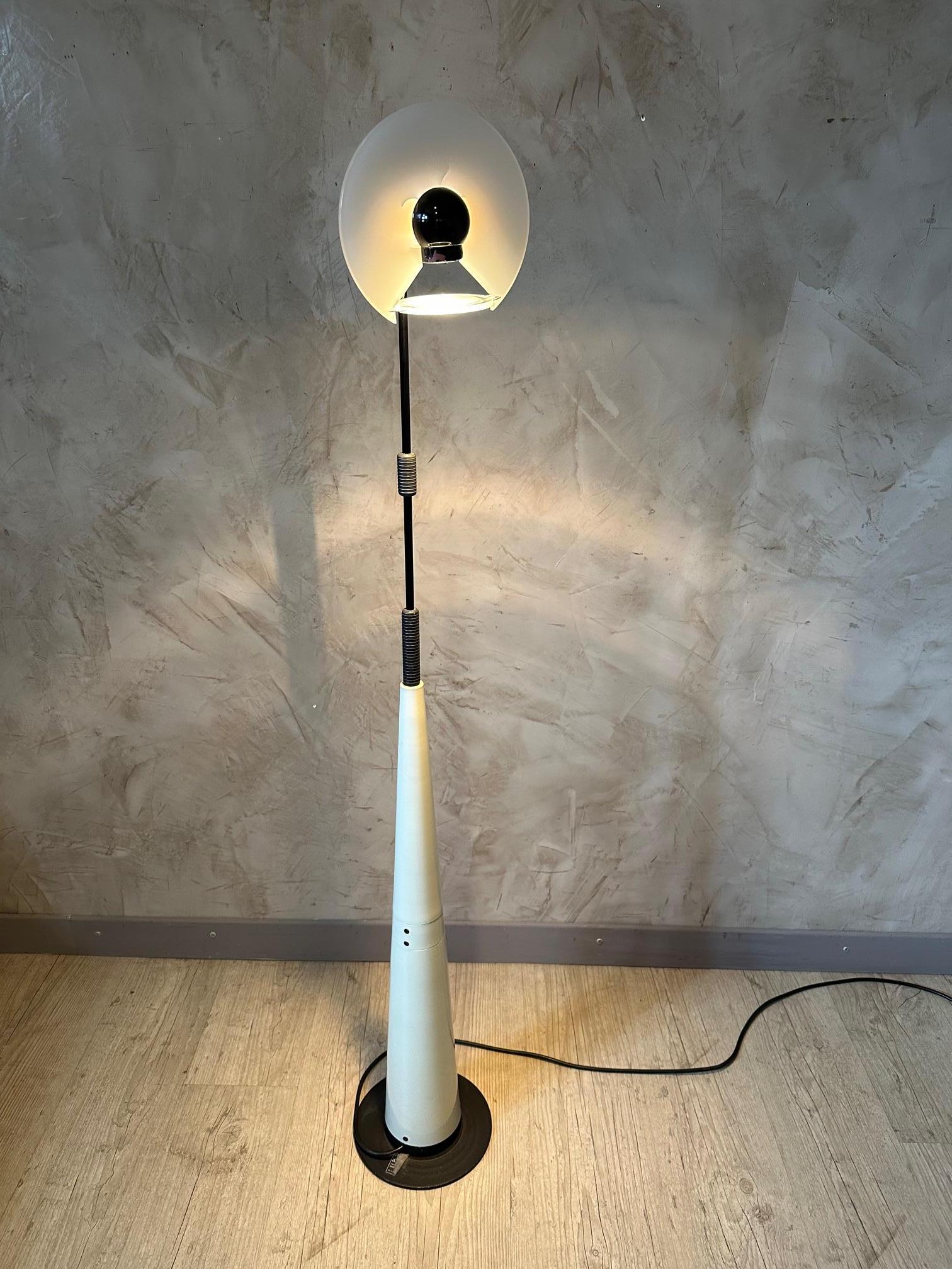 20th century Floor Lamp by Giuseppe Ramella for Arteluce, 1985s 4